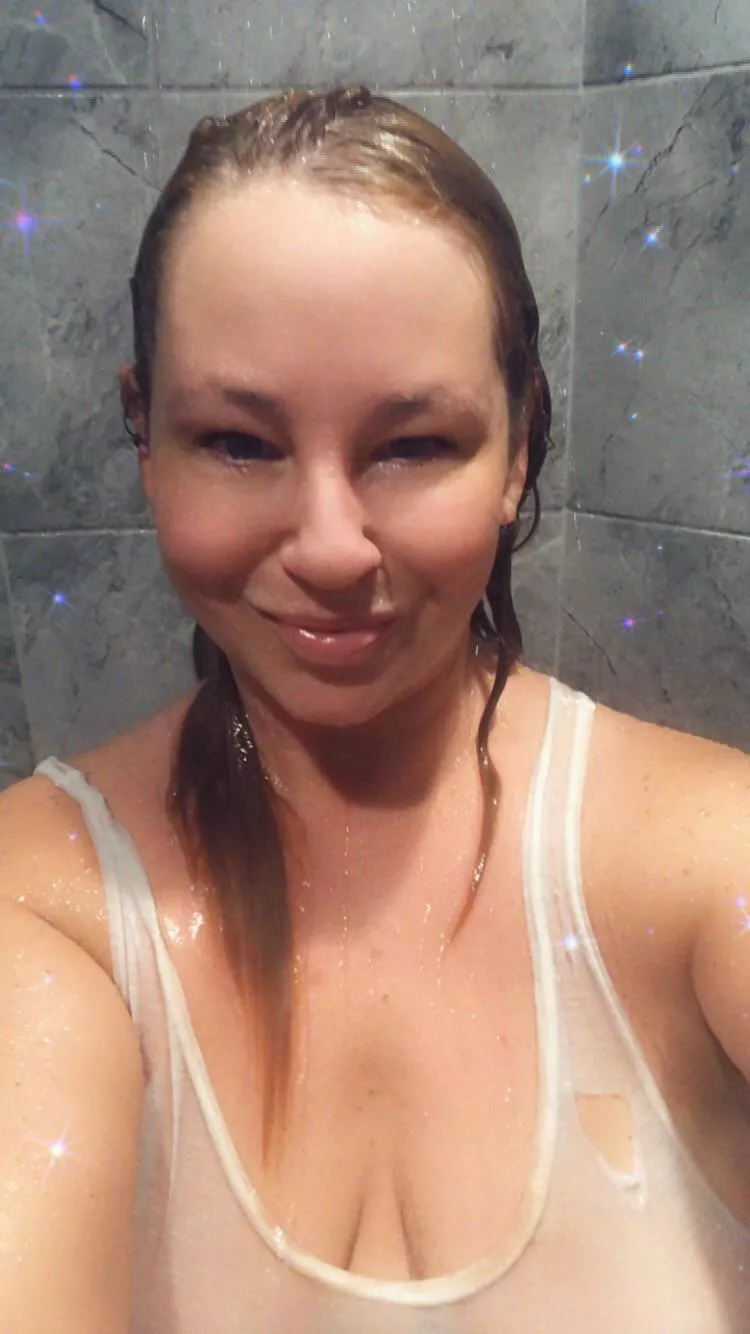 Maybe if you guys are lucky my husband will share the steamer pictures from the shower (f)(45) posted by enis0510