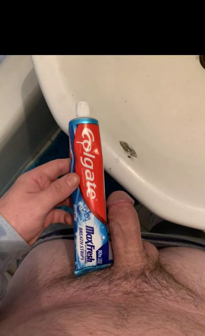 Me next to an 8inch tube of toothpaste. So thatâ€™s how I size up next to a regular big 8 inch d I guess smh posted by Redont6