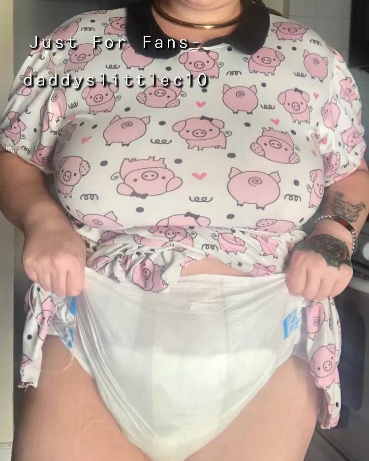 Me? Wet!? Never! posted by Daddyslittlepissbaby