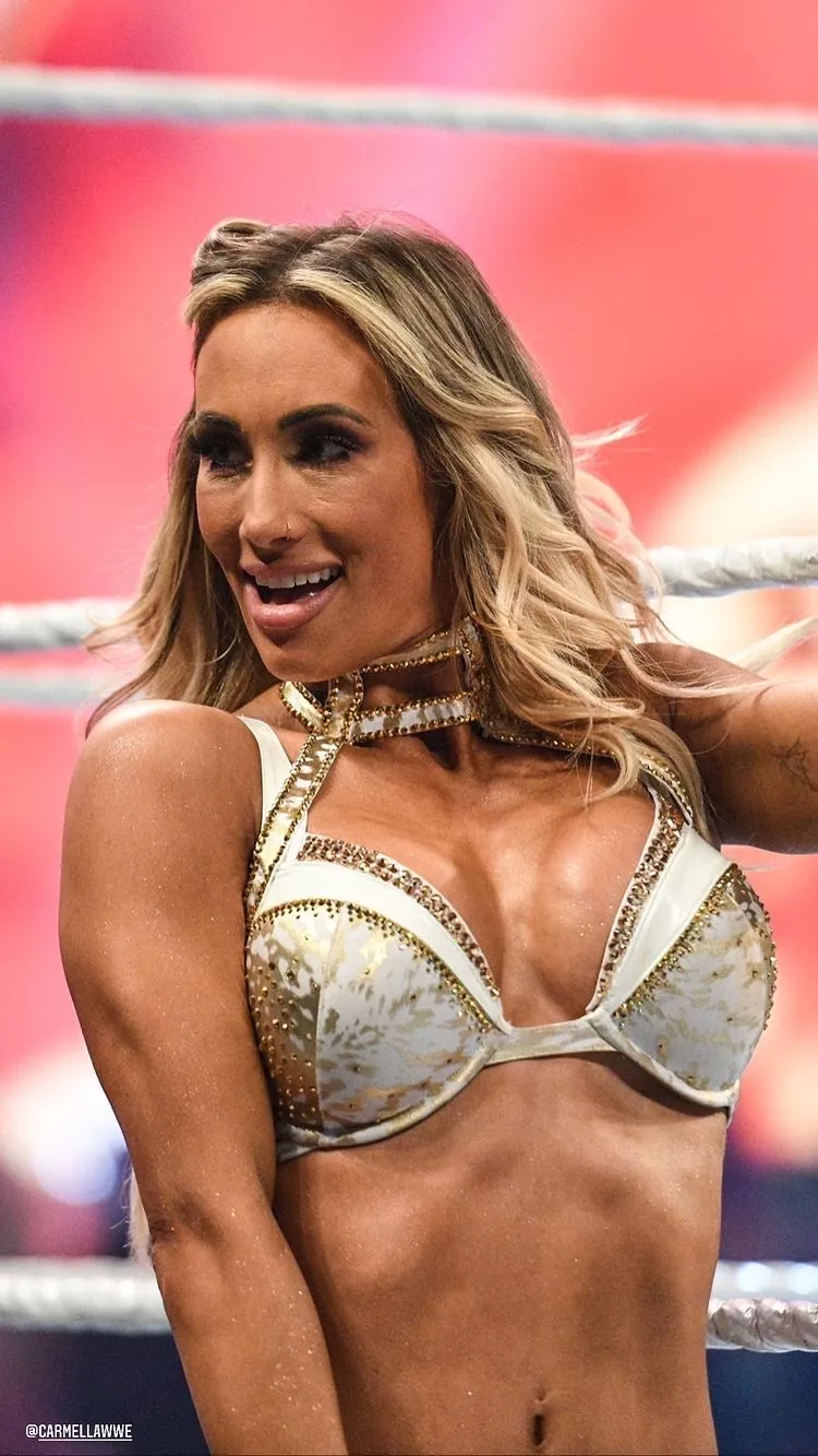 Mella has some big melons posted by Stratusfactiontime