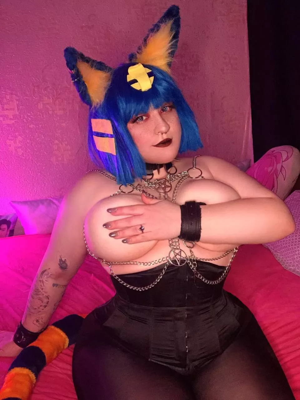 Meow? My Ankha cosplay (yan_friday) posted by Yangingerfox