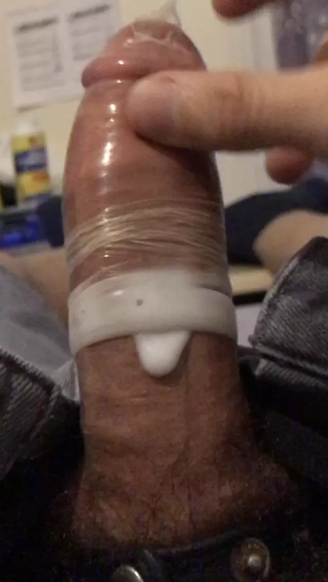 Messy JO w/ my old spunk-filled condom load 😈 posted by RonPM1