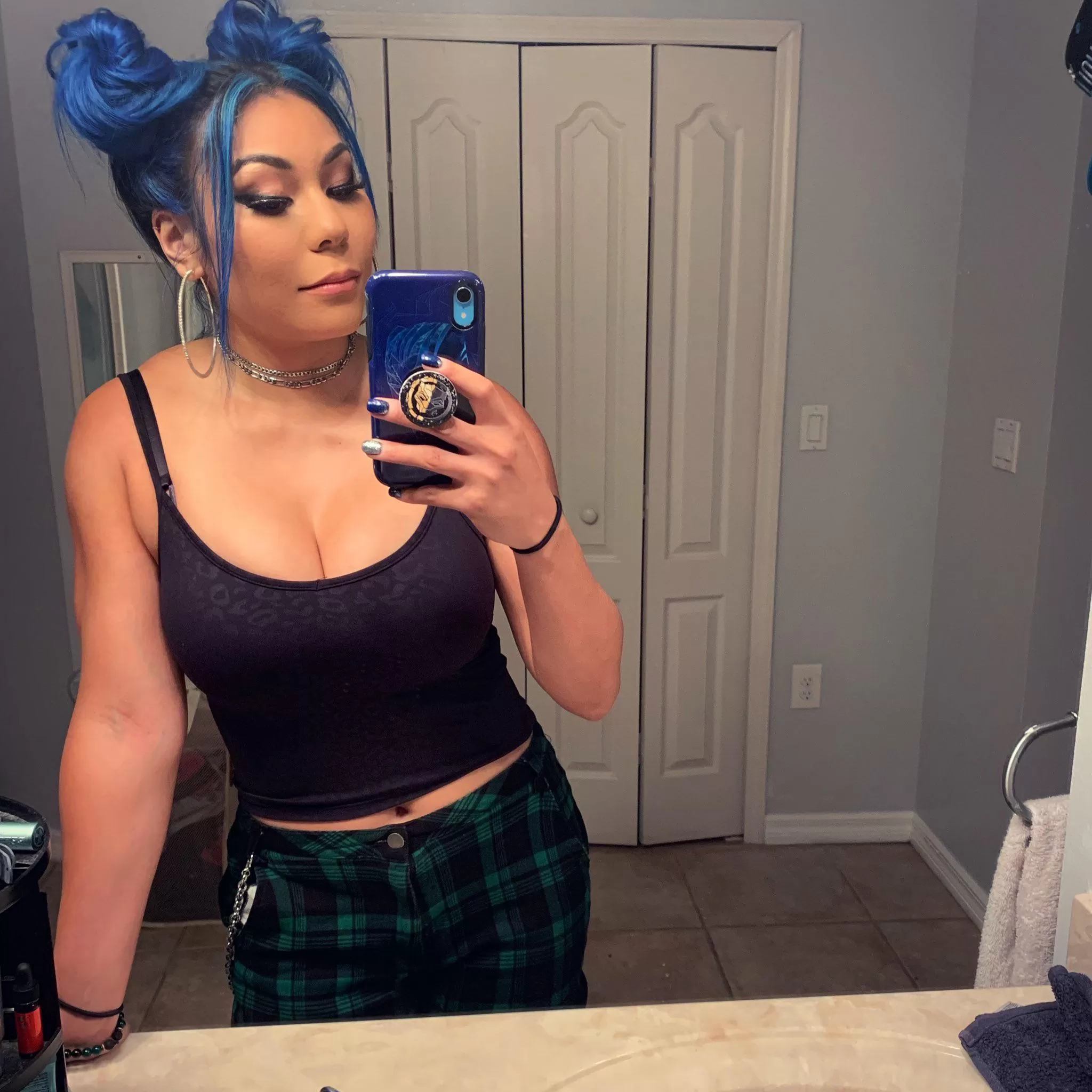 Mia Yimâ€™s tits are ready to be shared posted by 7r4cer