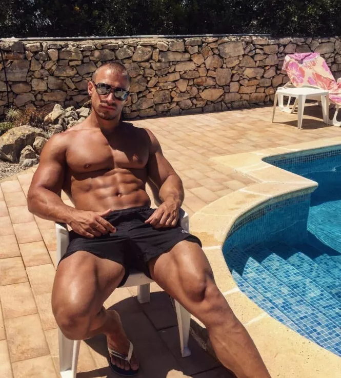 Michael Thurston (@mikethurston) by the pool posted by PecsReddit