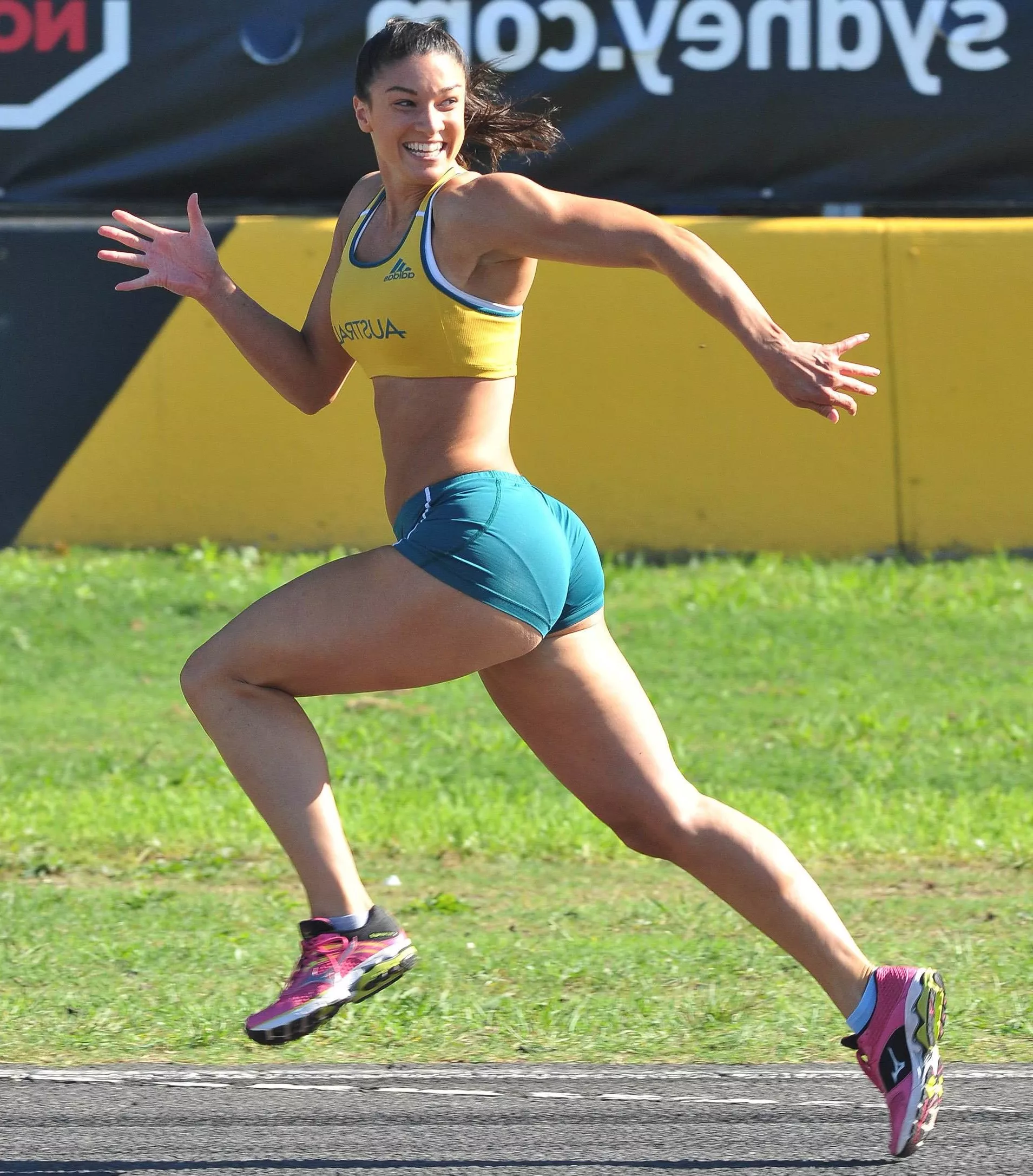 Michelle Jenneke??? posted by crantia7