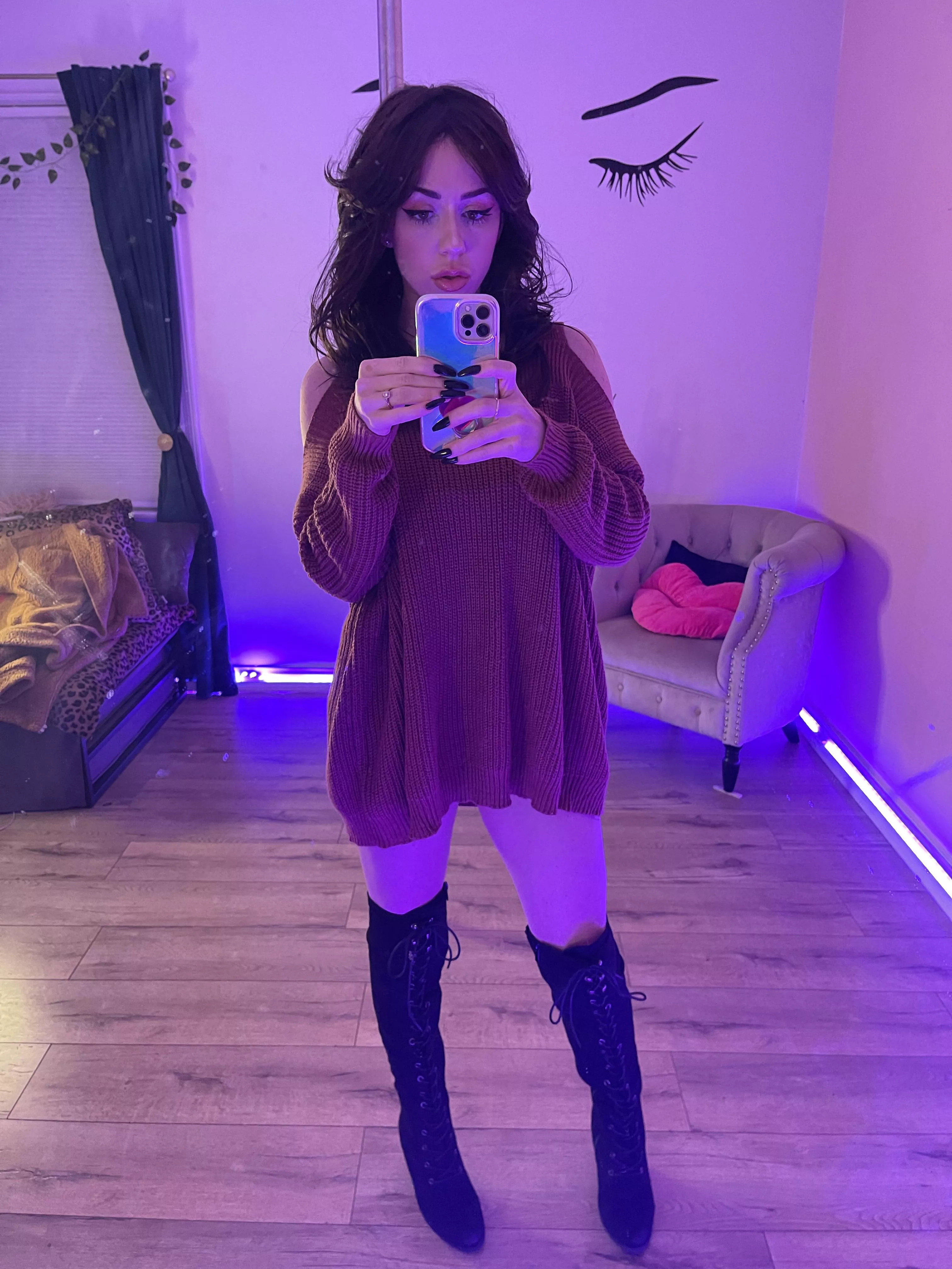 MILF posted by fionafeetsies690