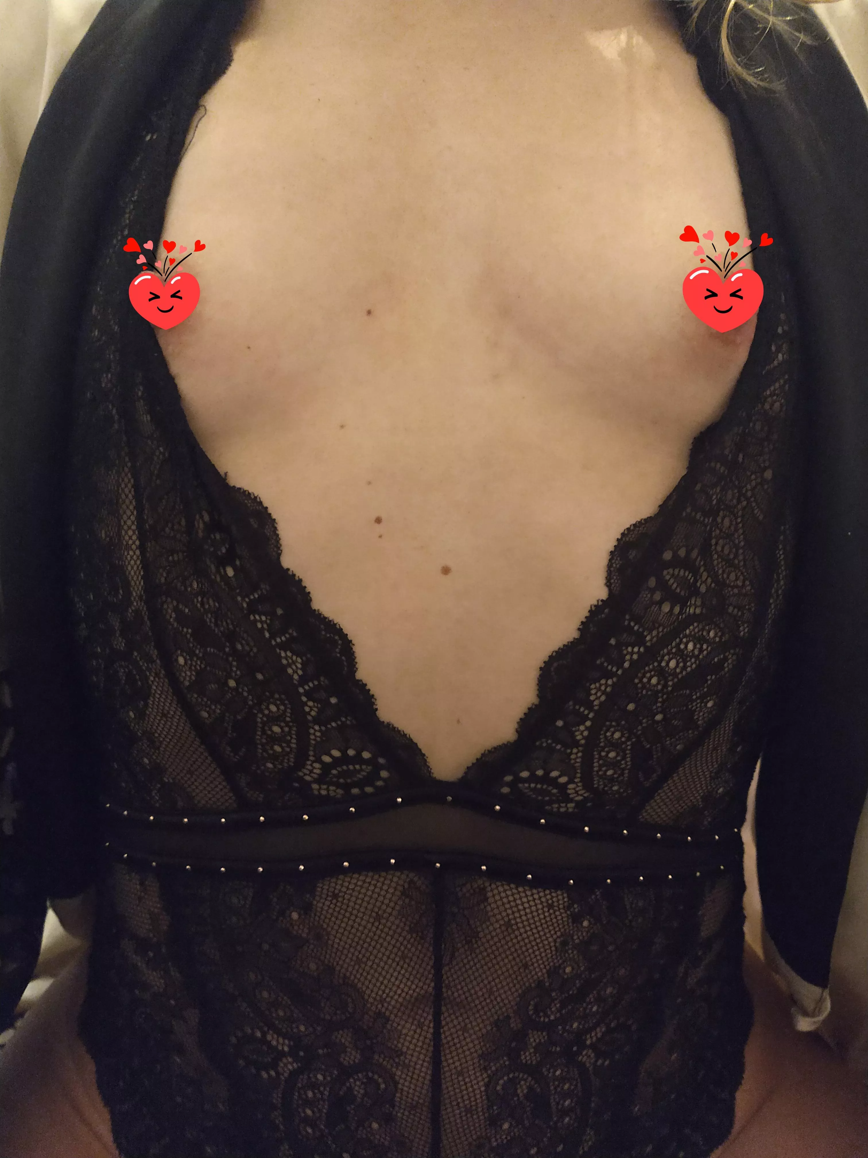 Mil[F]33 you guys asked to see my lovely tits❤ posted by cowboyandgirls