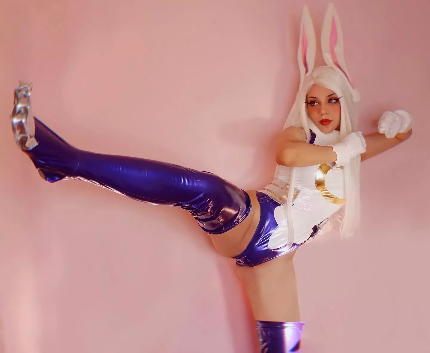 Miruko (BNHA) by IsanamiCosplay (Insta) ðŸ°ðŸ¤ posted by IsanamiCosplay