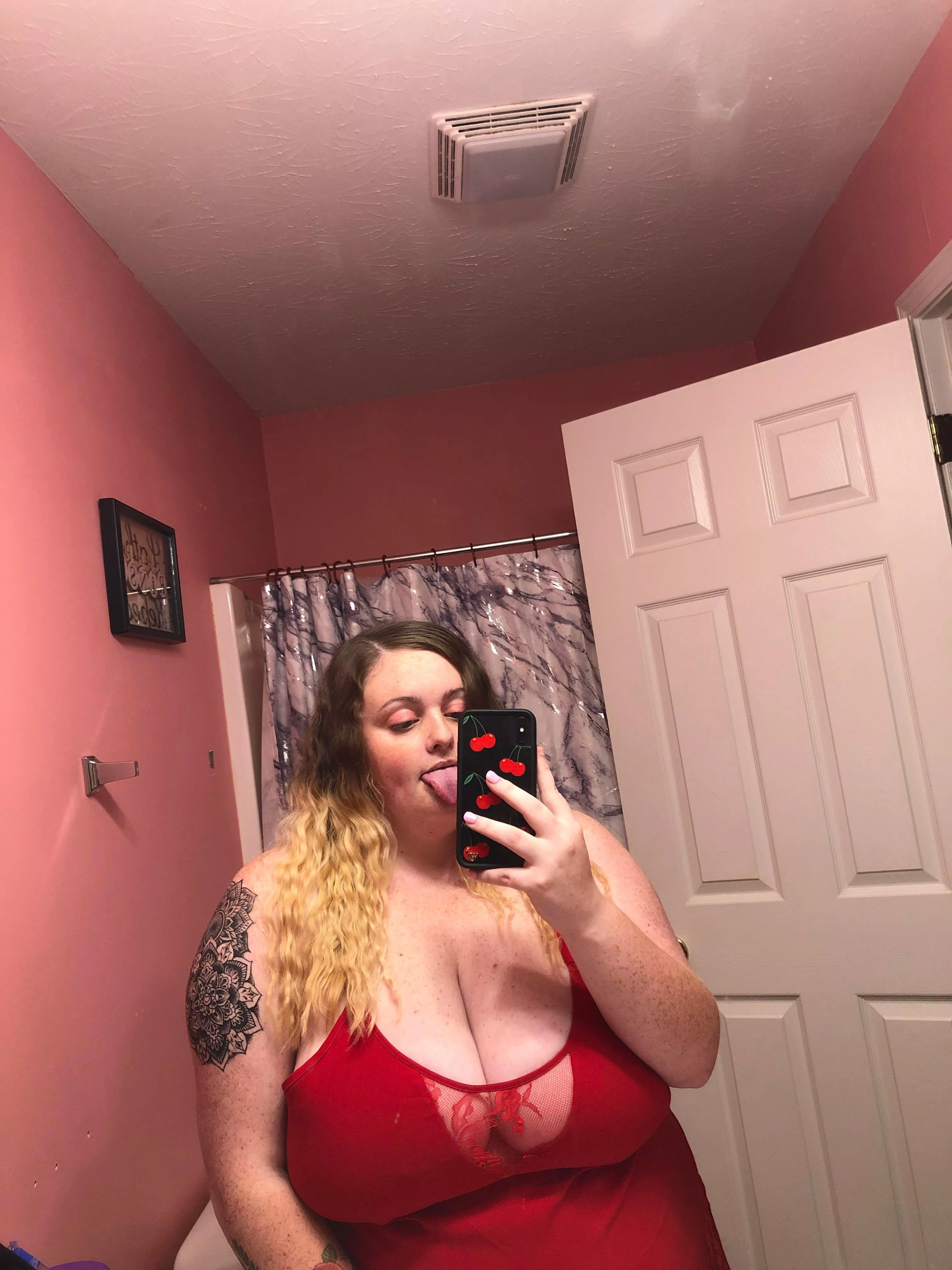 missionary so you can look at my face while you cum â˜ºï¸ posted by bbwcherrybomb