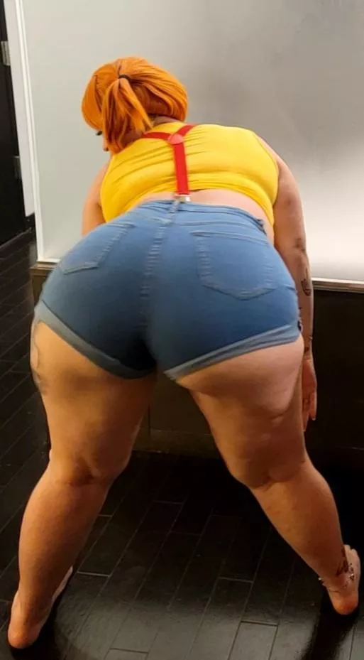 Misty's Mass Of Ass. posted by ninaxkoukla