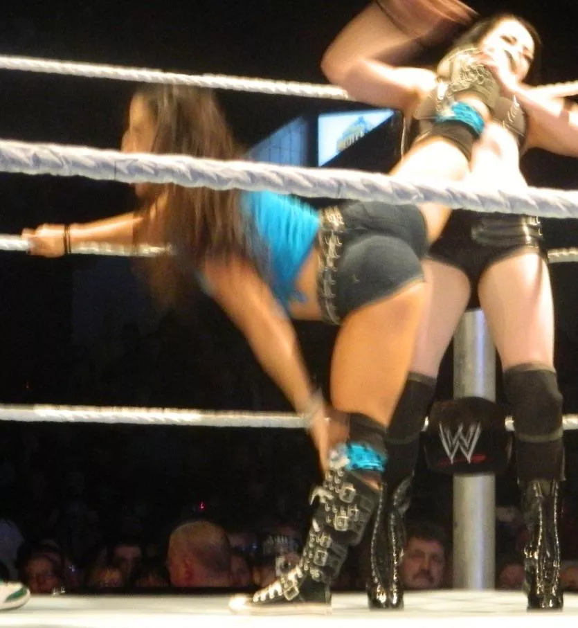 Mmmm AJ Lee ðŸ¤¤ðŸ¤¤ðŸ¤¤ posted by EmoKakarrot999