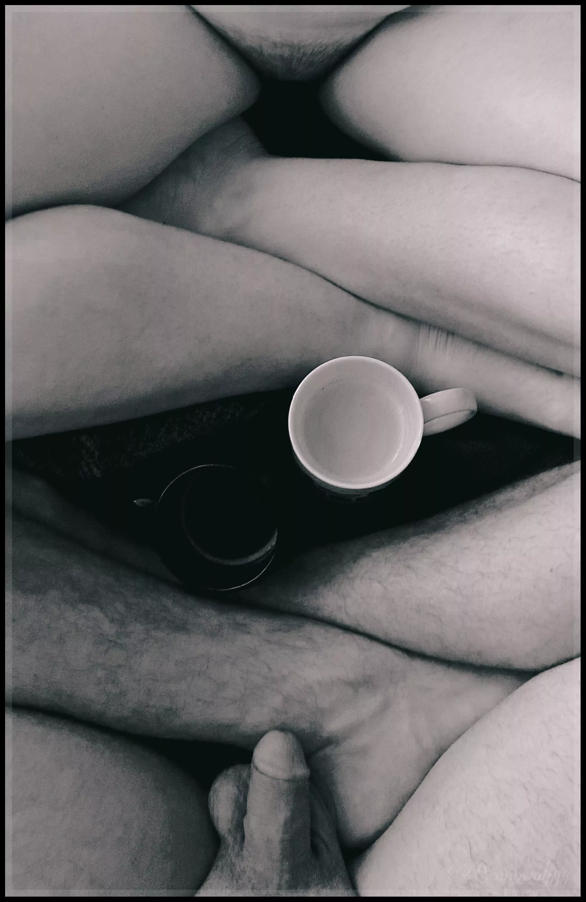 Monday mornings are even better with shared hot energetic wetness…😈☕️🖤 posted by bennowolf84