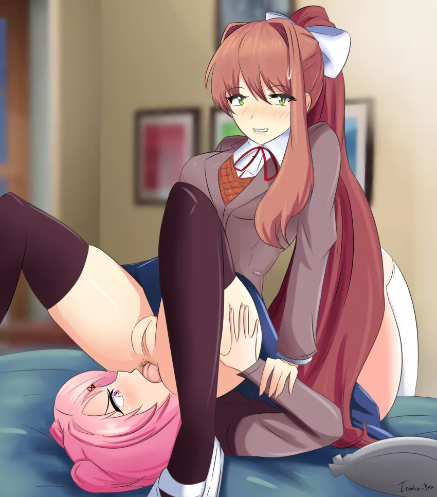 Monica punishes Natsuki [Doki Doki Literature club] posted by SAR_80