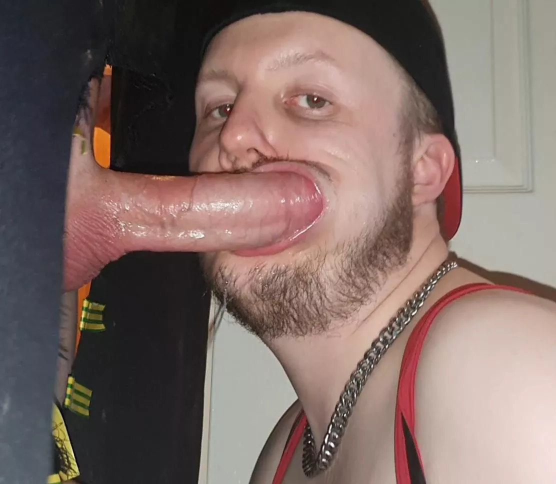 MonsterCock at GloryHole! posted by wezzie87