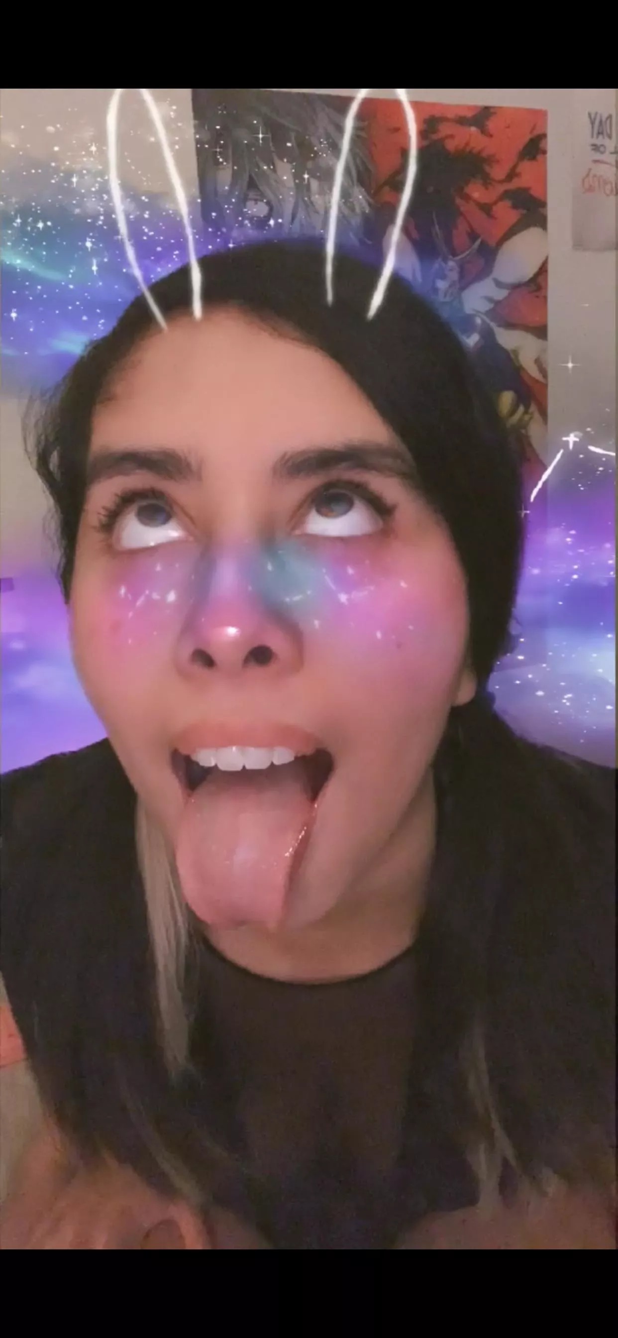 More tongue? posted by xnuggiehoex