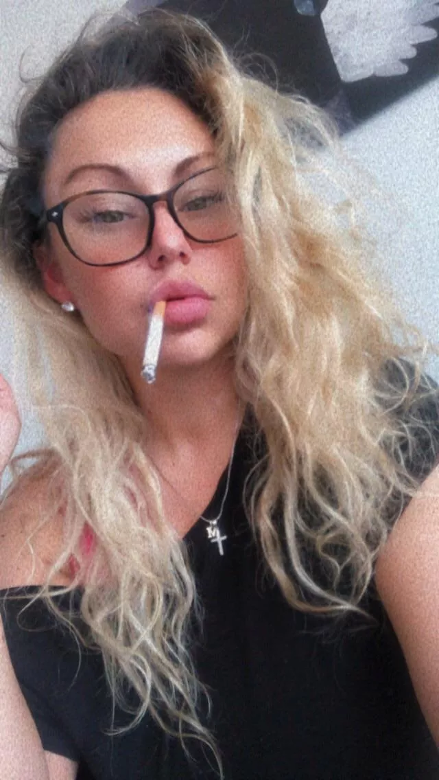 Morning cigarette with my crazy hair 😆🚬 posted by SwedishGirlSthlm