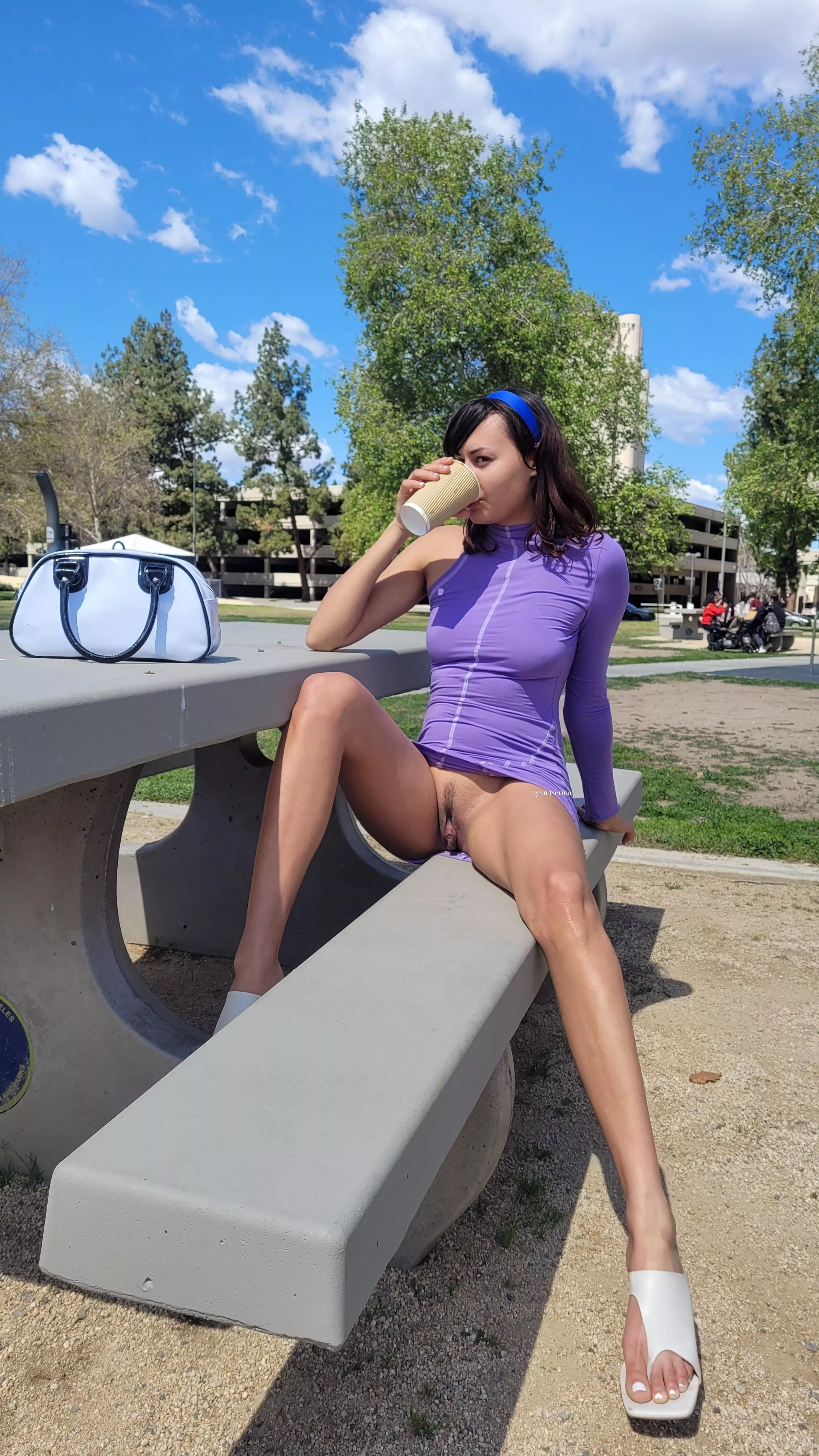 Morning coffee at the park tastes better without panties posted by synn4serina