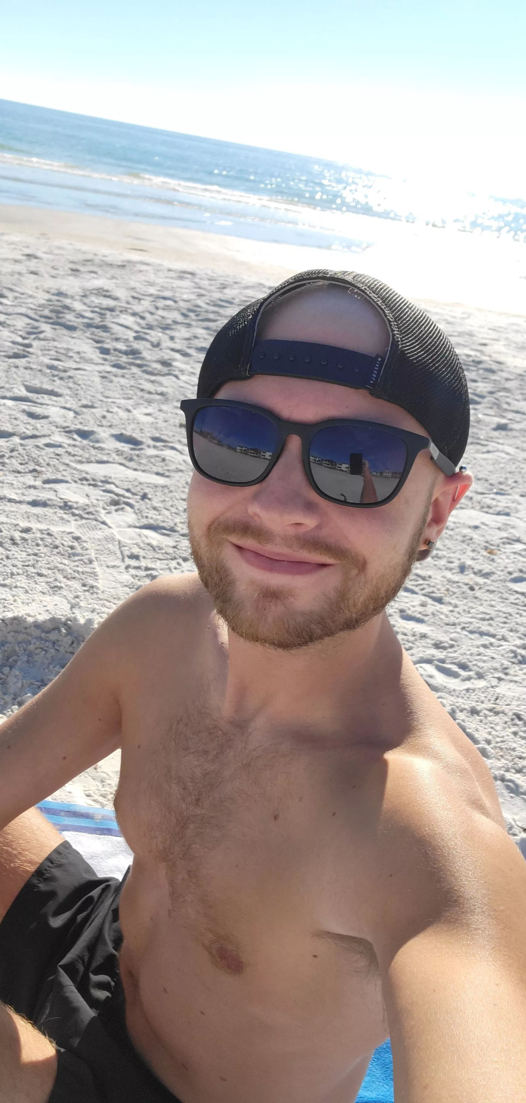 Much needed beach day after an unexpected breakup posted by 94mowitna