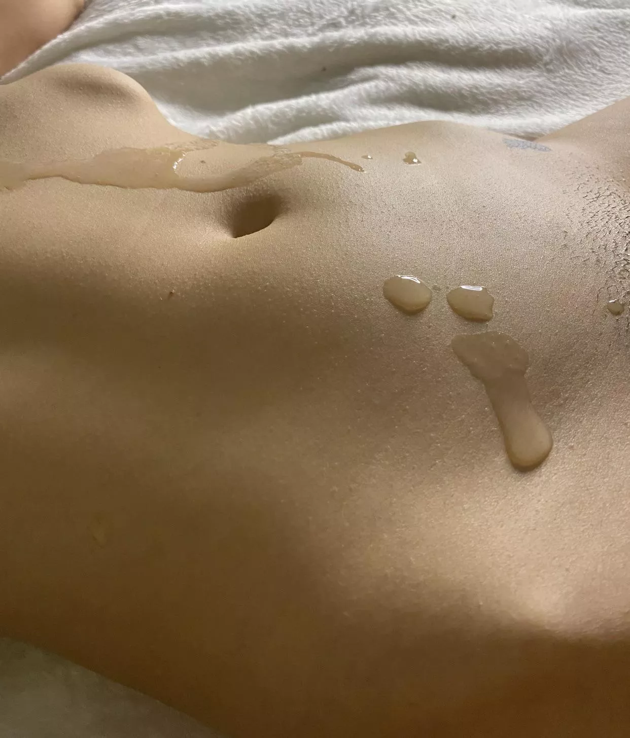 My 19yr pussy made him explode all over me ;) posted by sage10white