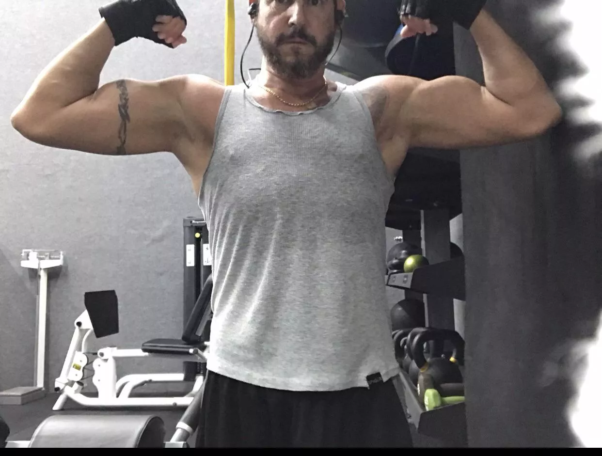 My 54yo dad bod at the gym. posted by buddytest99