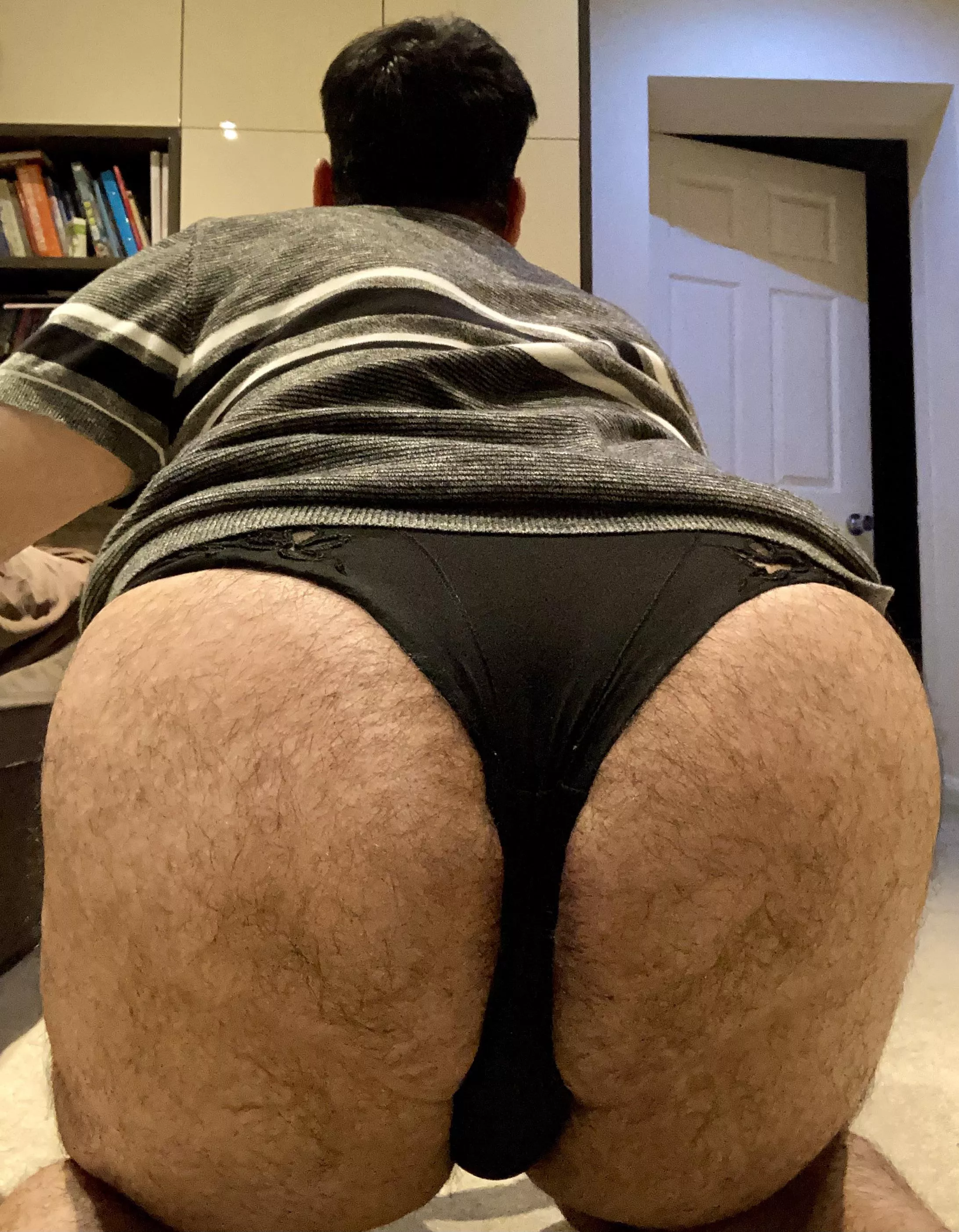 My ass needs some love 🍑😈 posted by slaymedaddyyy