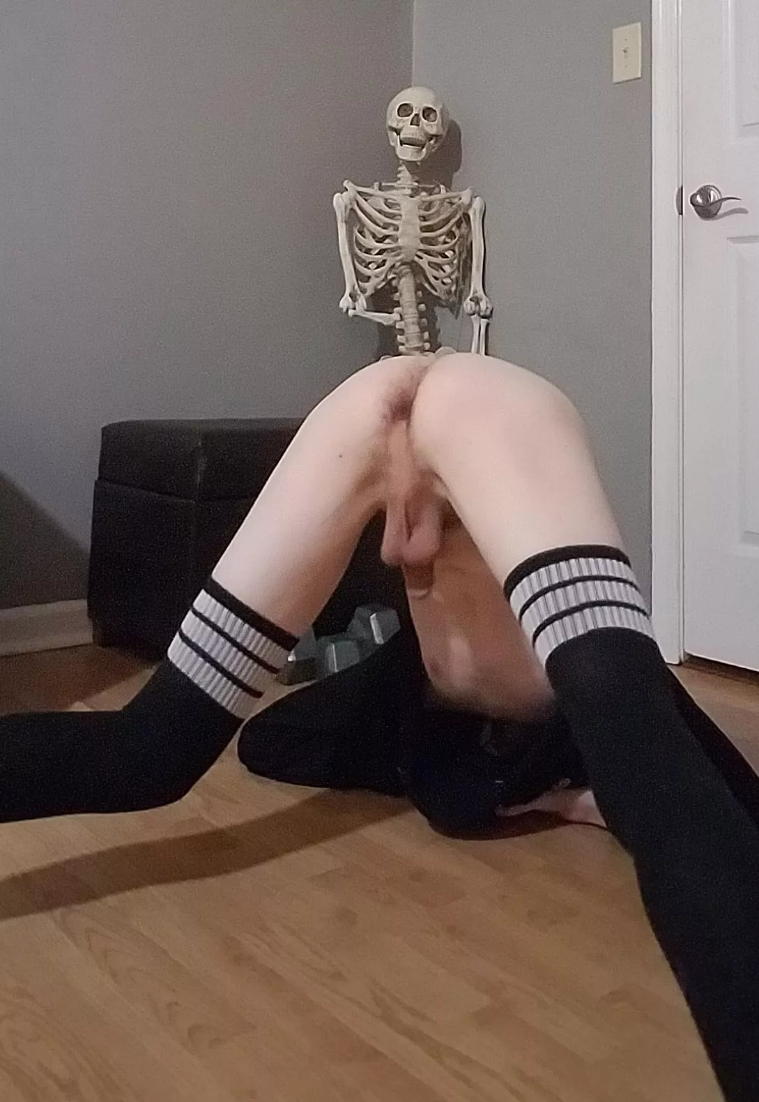 My attempt at the Jack O Pose challange, its alot harder than expected posted by Gold_Two8484