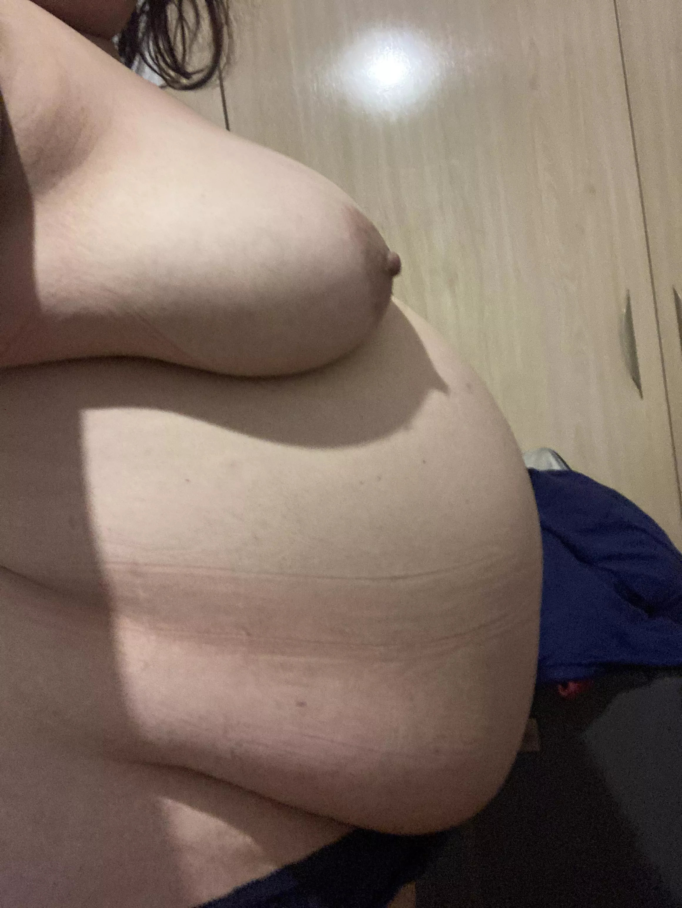 My belly is hanging because itâ€™s so big posted by BrattyCurvyAsian