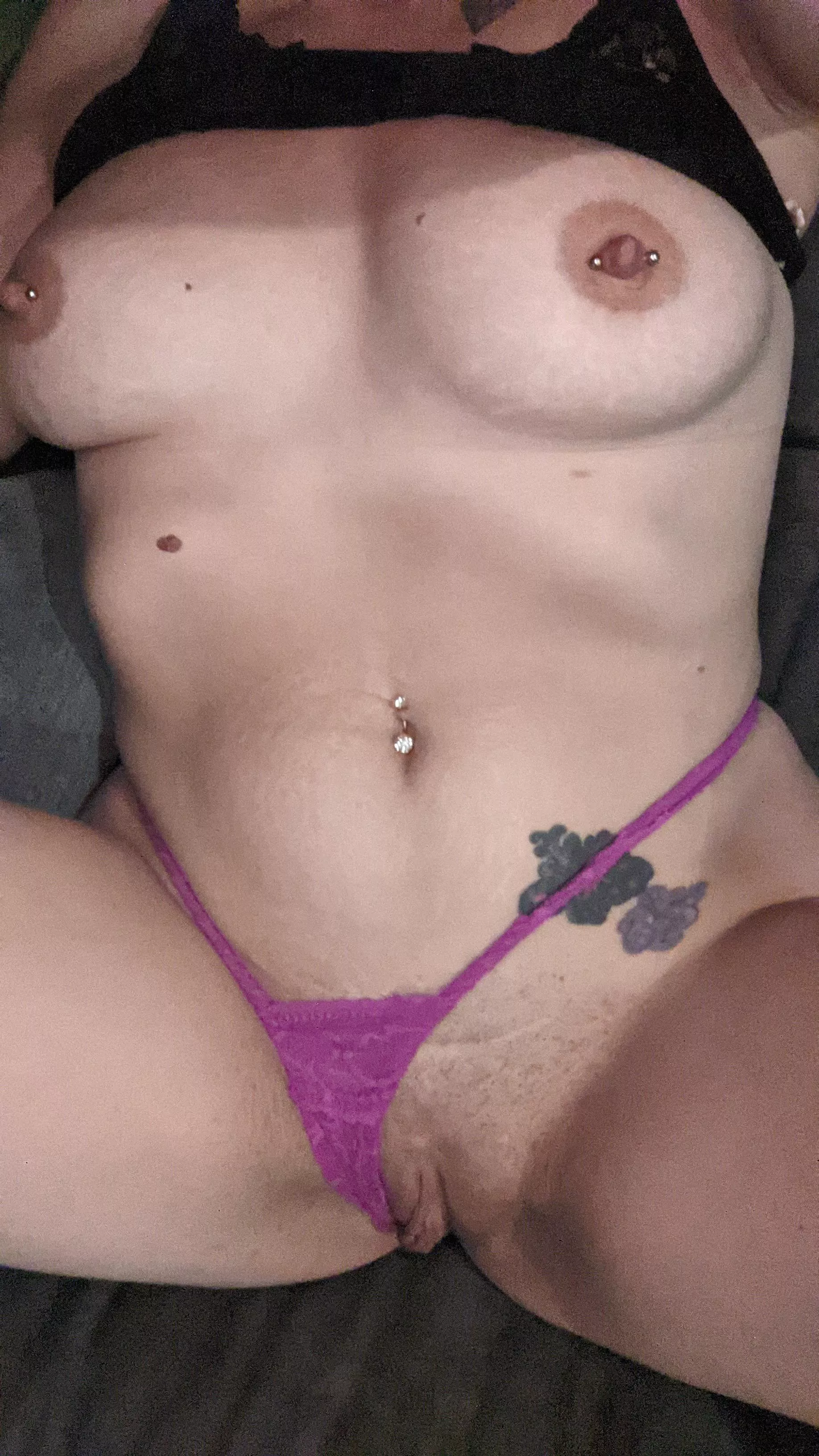 My big pussy lips for you. posted by sexgodess321