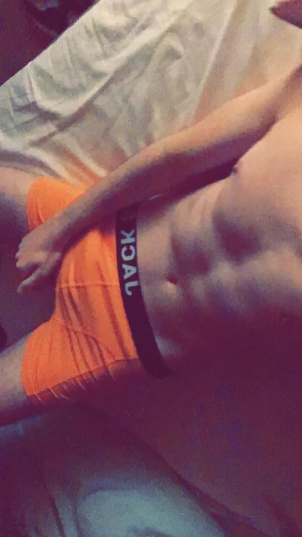 My body, but not my undies 😈 Anyone else who adores boxerbriefs? posted by trrhshiejxe