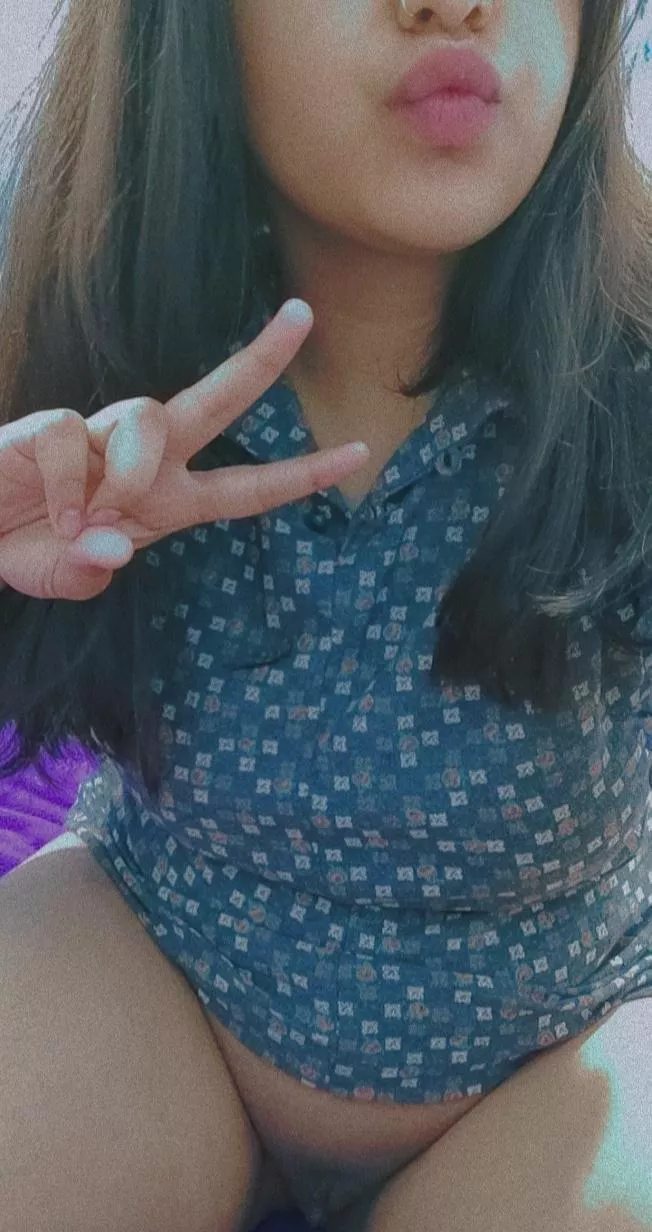 My desi virgin pussy ðŸ˜‹ðŸ’– posted by cute_skool_rndi