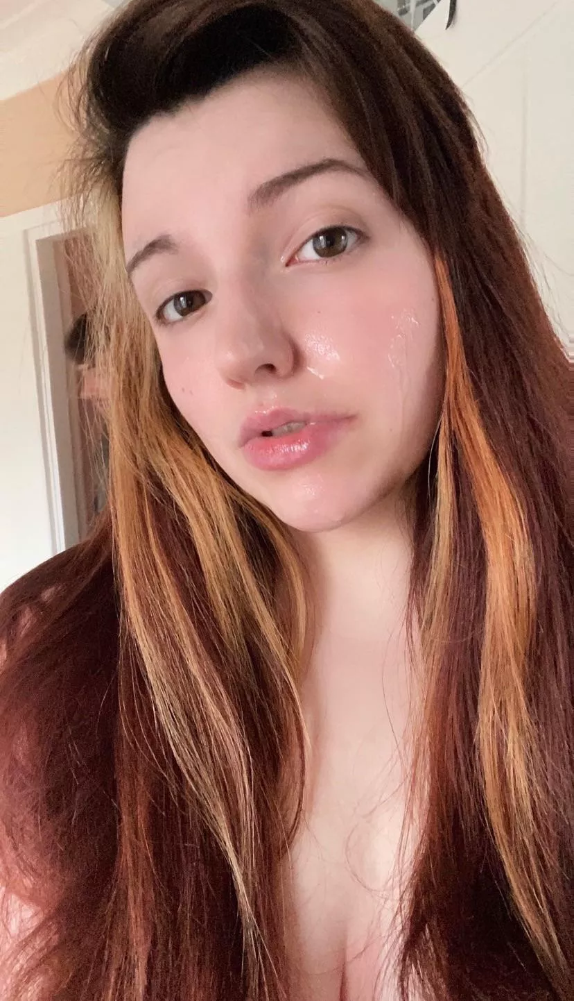 My face is so shiny with cum 🤤 posted by Gamingbunny_