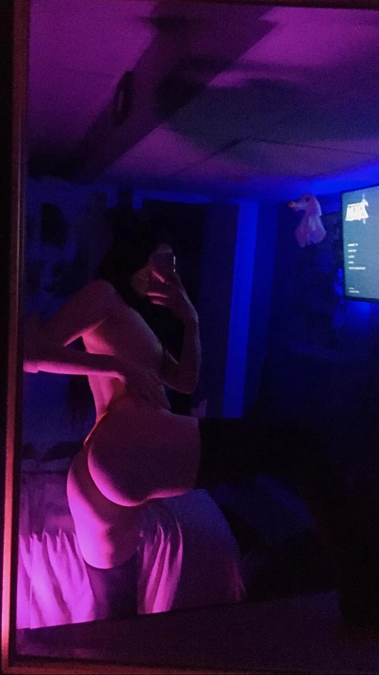 My [f]avourite lighting 💗 posted by Nymphaixx