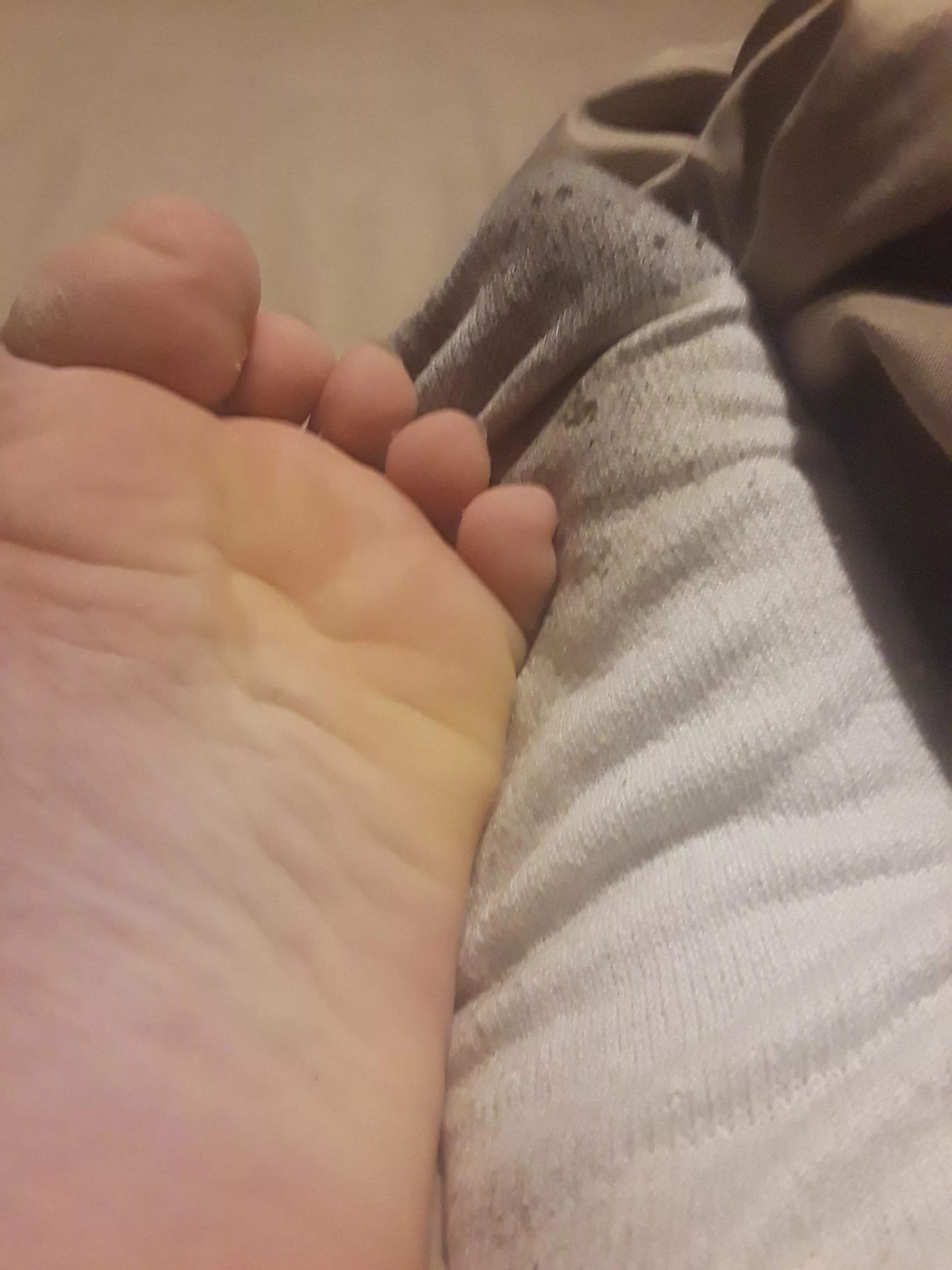 My feet are placed near you, what will you do? ;3 [M 19, DMs Open] posted by PawsNSoles