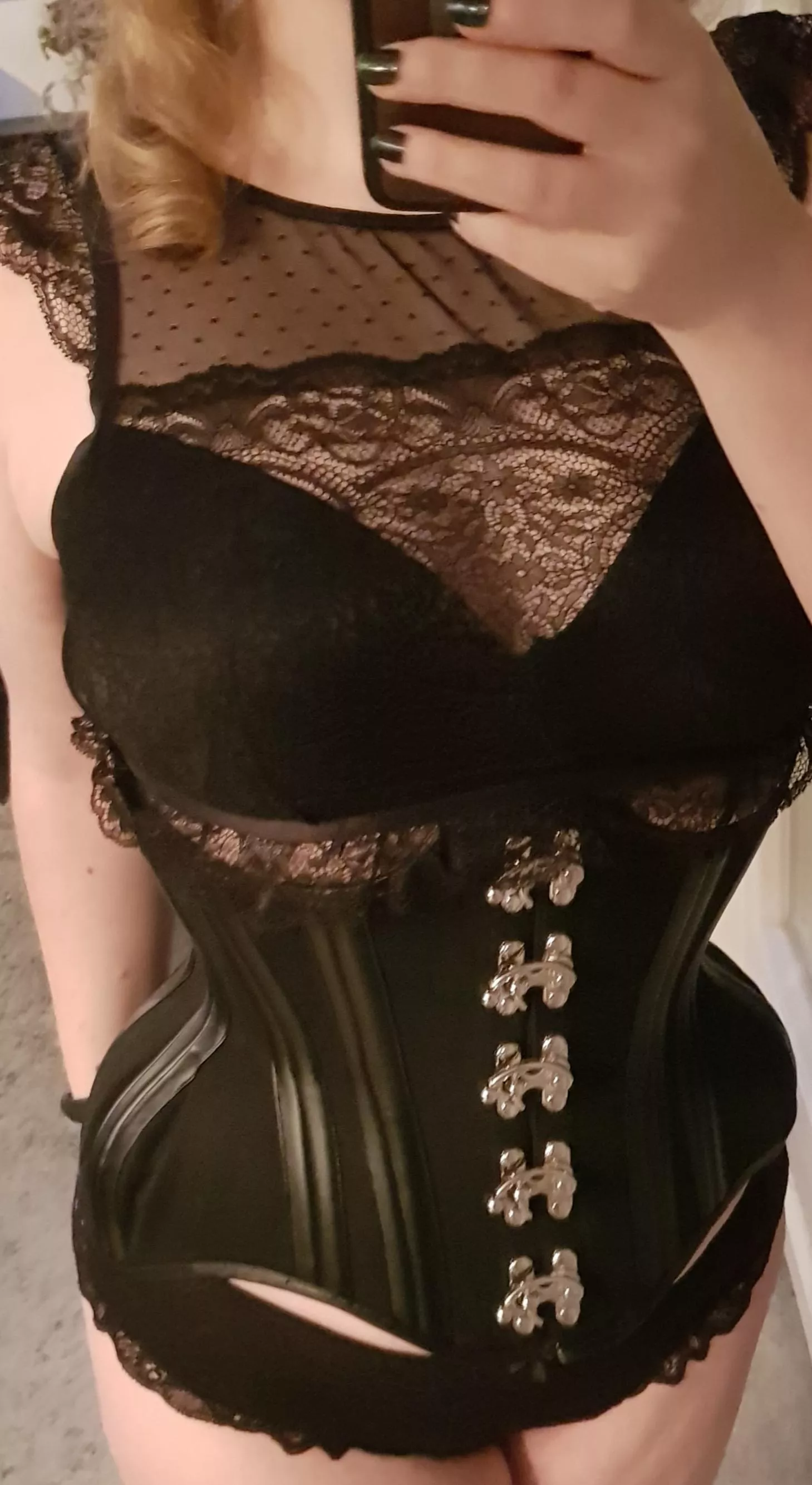 My first time posting here. I hope you enjoy my corset. ;) posted by morepictures4juo