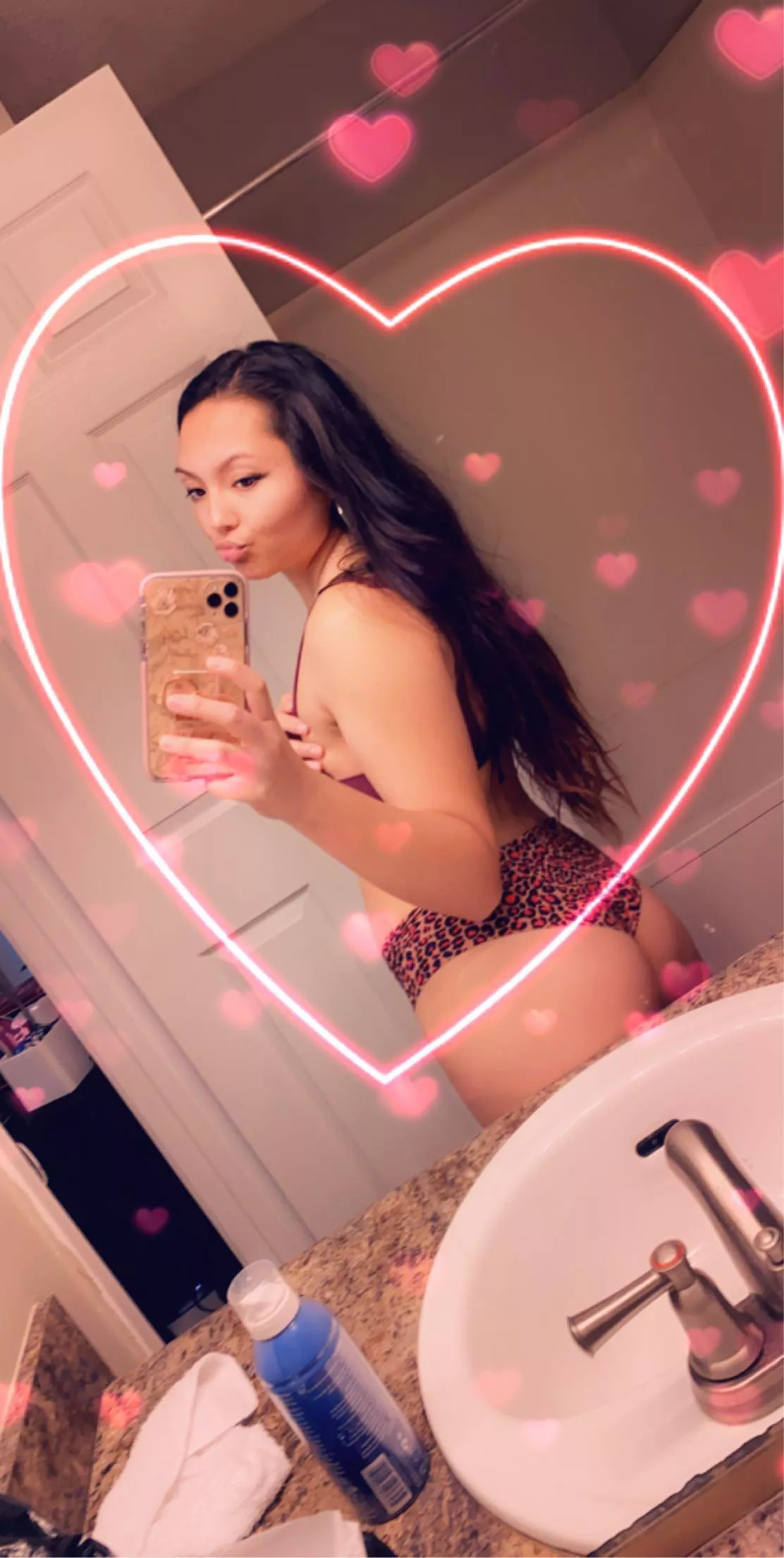 My juicy 🍑 needs some love, what are your ass fantasies? posted by MsAsia31