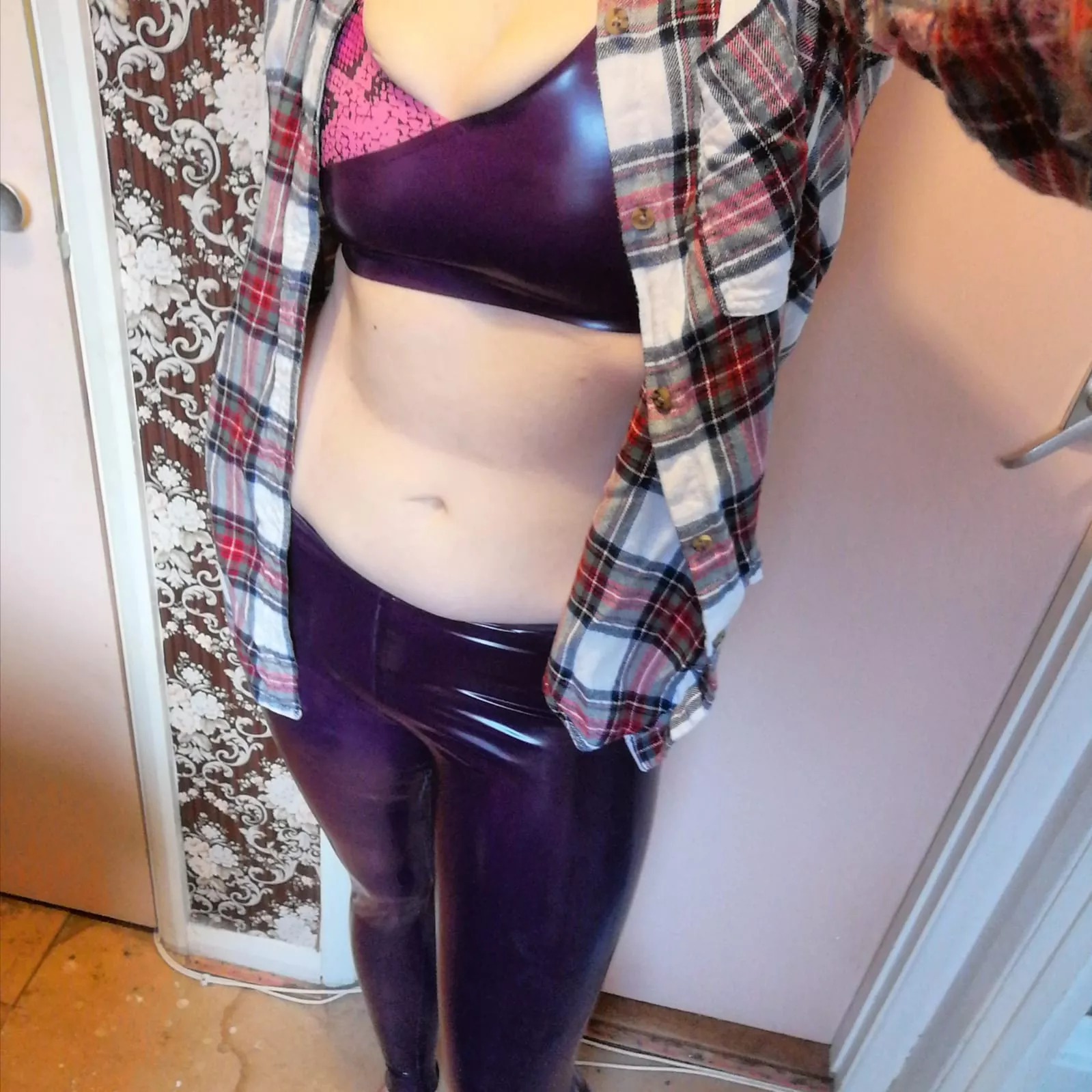 My new Latex Couture crop top with my leggings 🥰💜 posted by VanillaLatex94