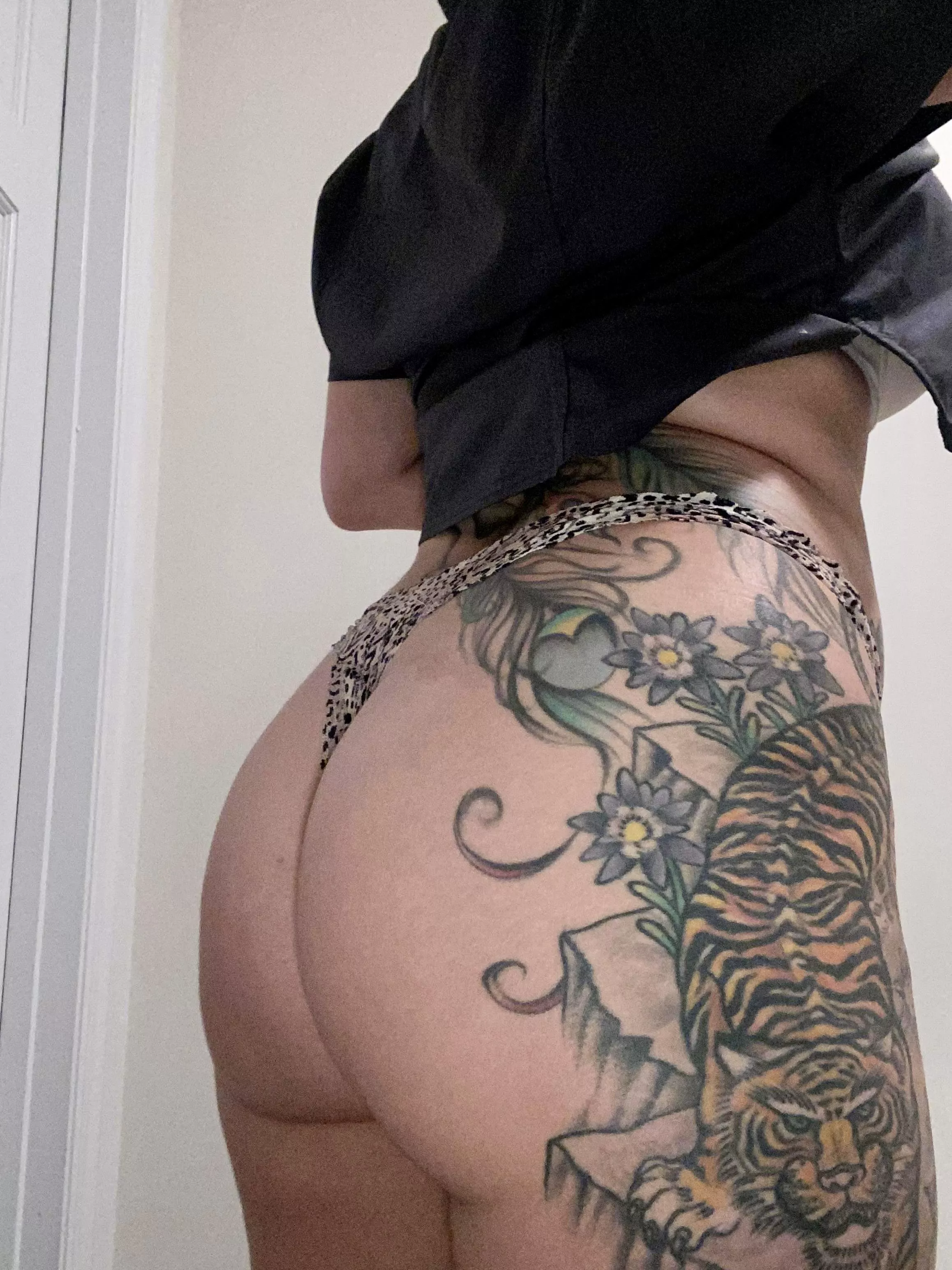 My patients don’t even know I am inked under my scrubs!! [F] posted by toraodyne