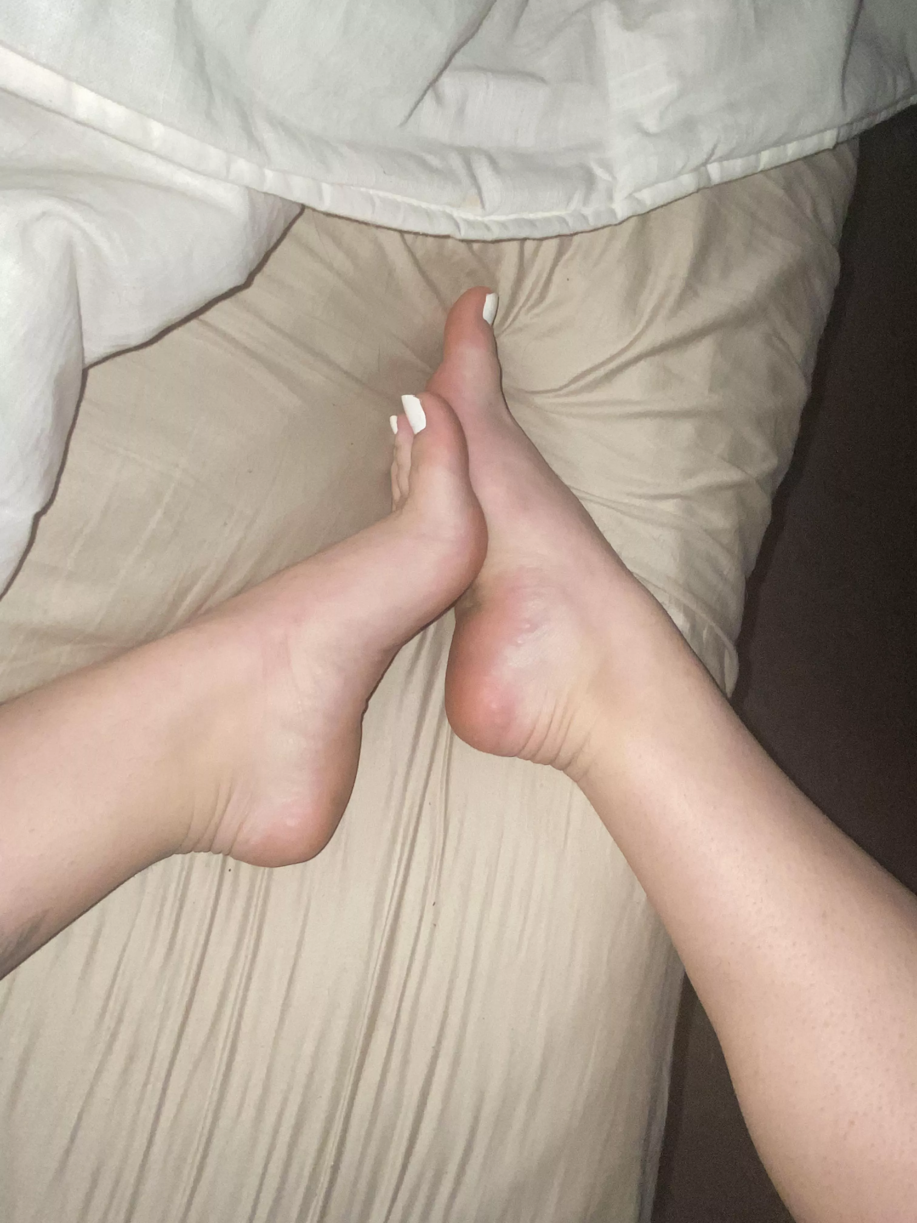 My poor feetsies need a pedicure, help me I help you PM me posted by RyenTheTemp