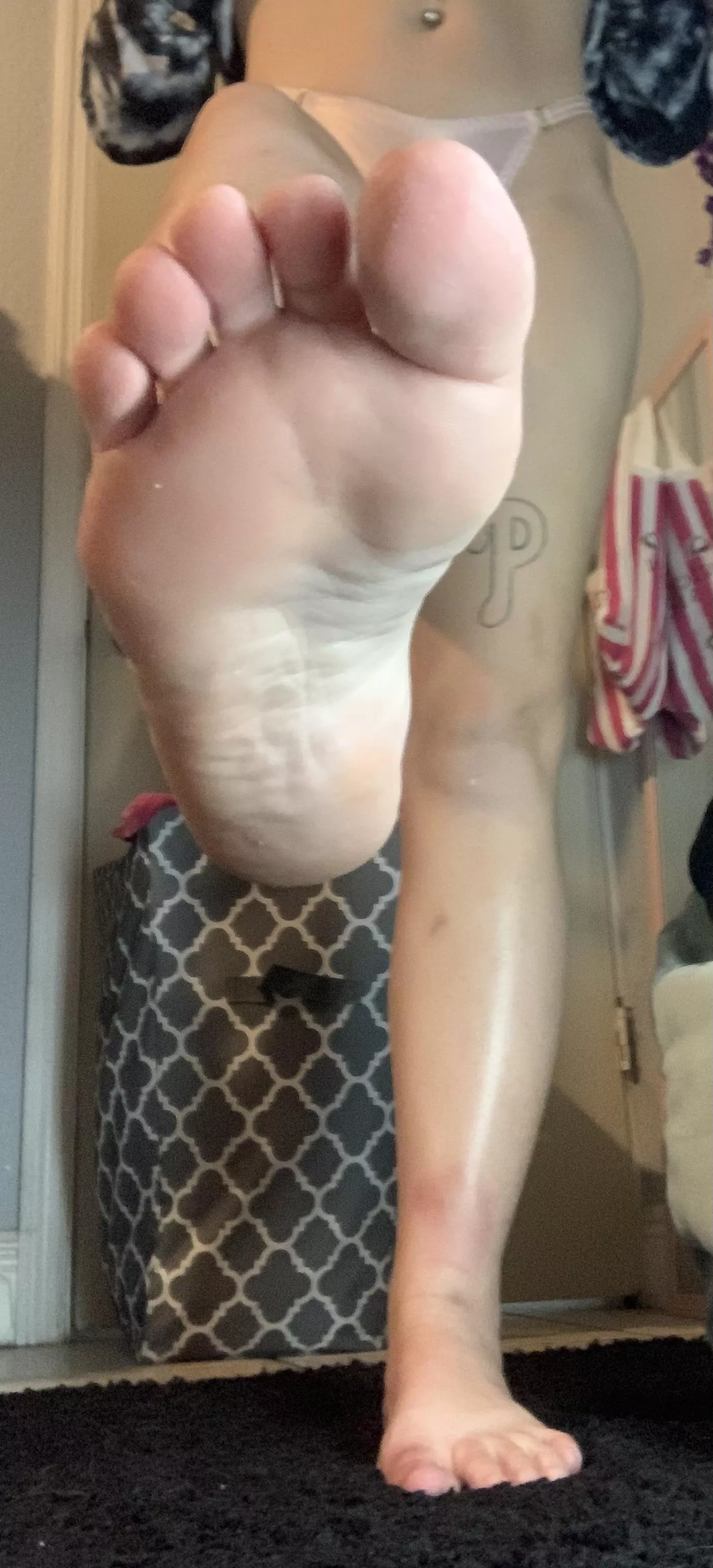 My soles are super soft today I just lotioned them ! posted by PantiePrincess300