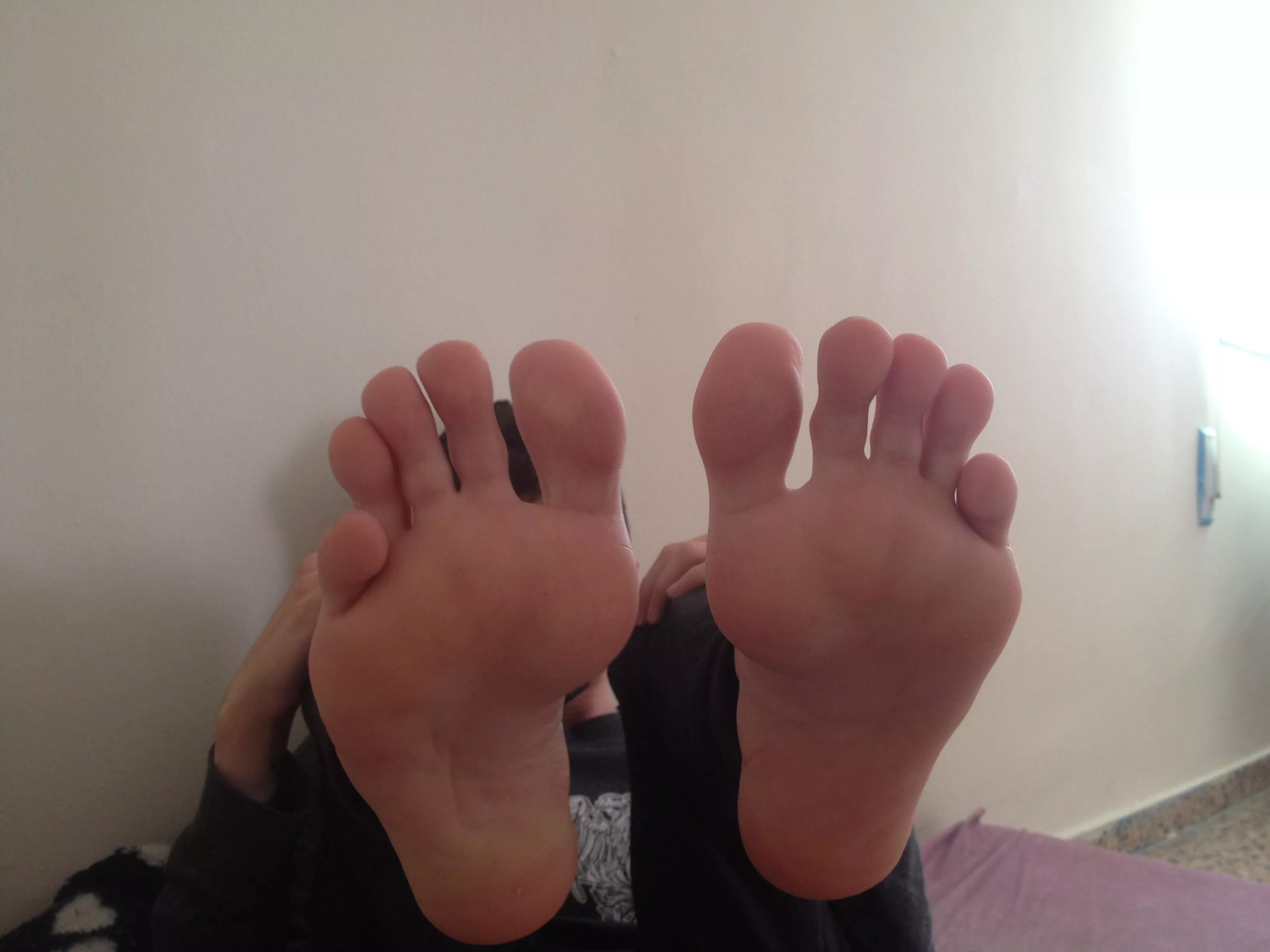 My soles today👣 posted by Eroticposter