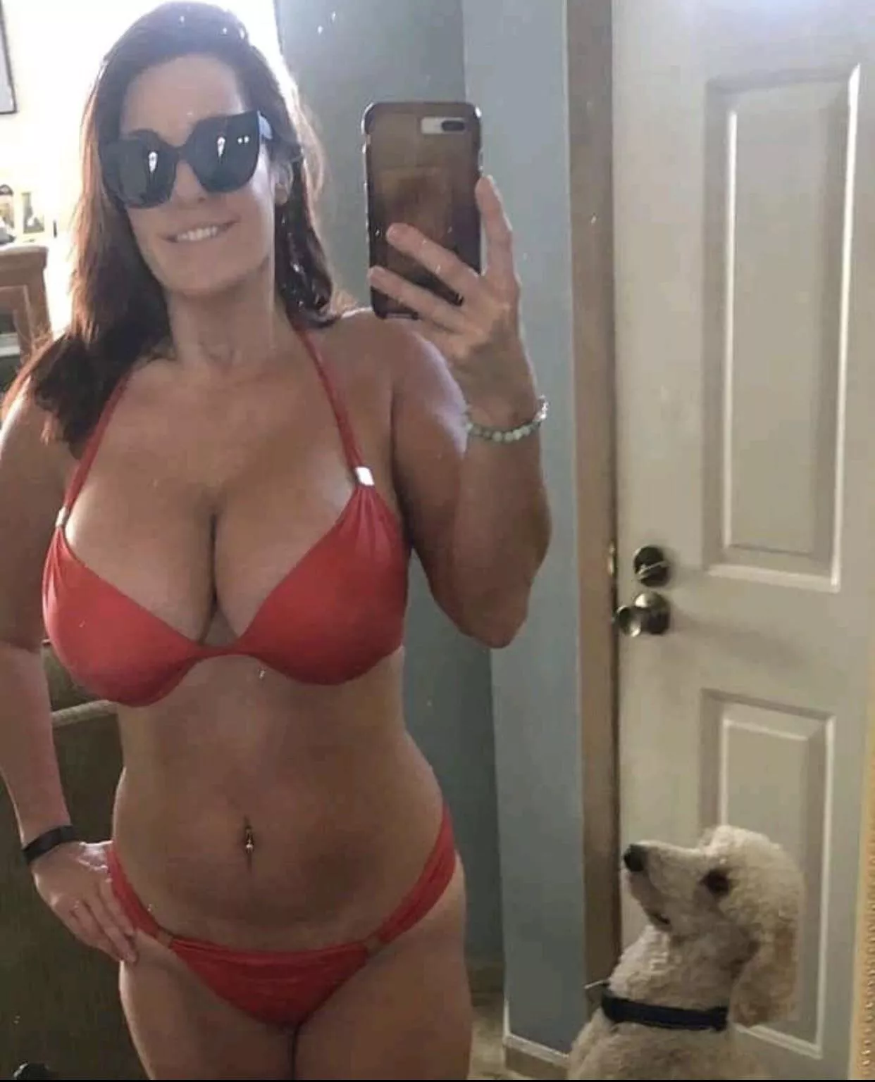 My stepmom is a smokeshow posted by mystepmomsagoddess