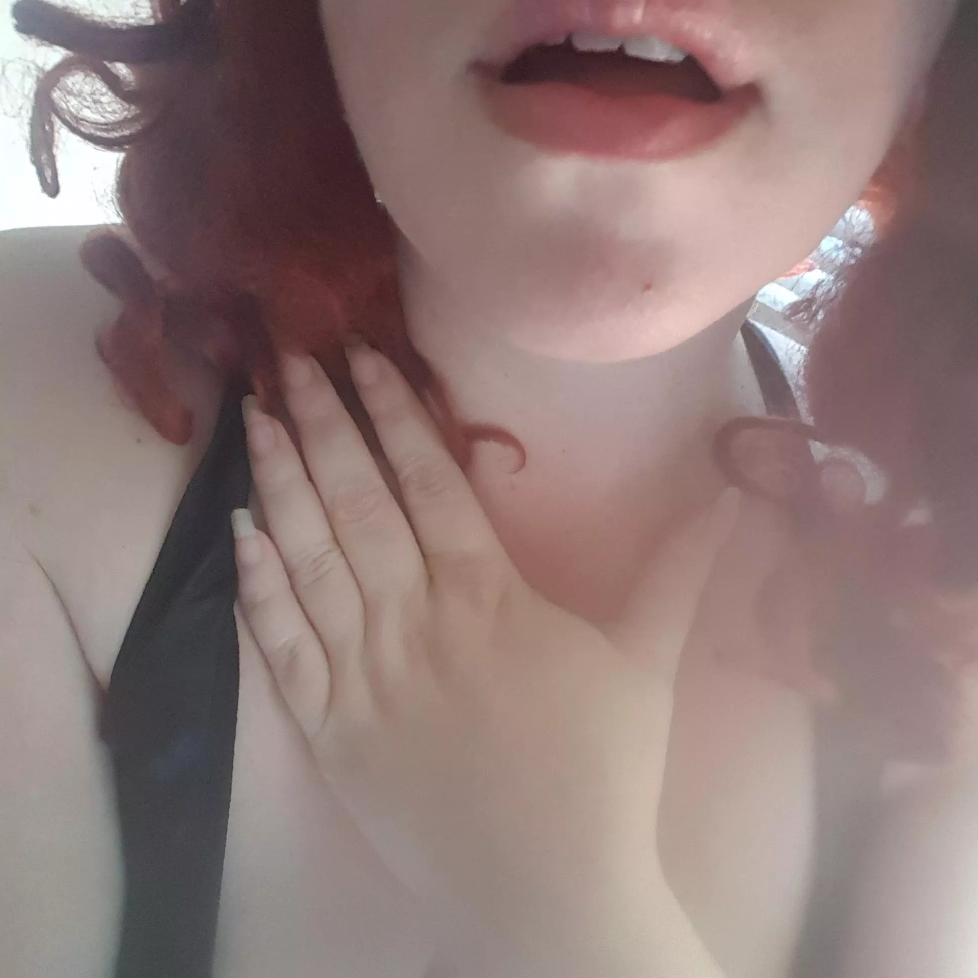 My talons are natural and sexy - worship them posted by Sassyredbitch77