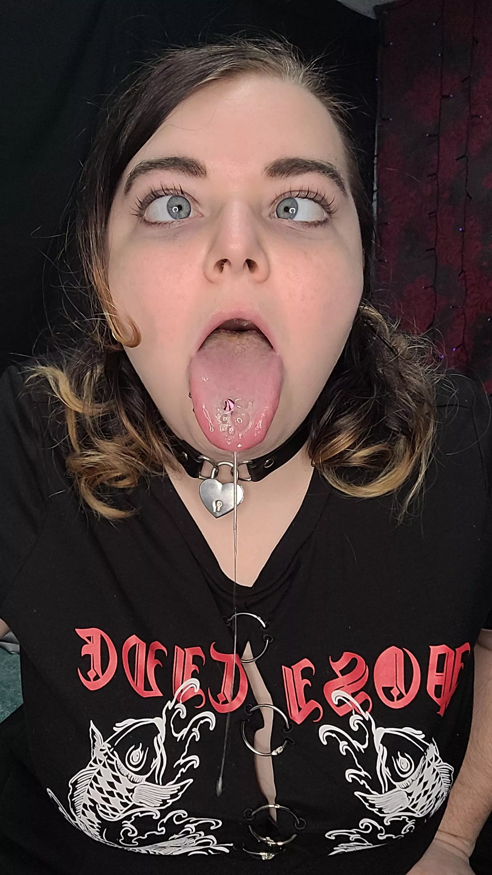 My tongue could use some of your yummy cum on it 🥵 posted by monstrous_cutie