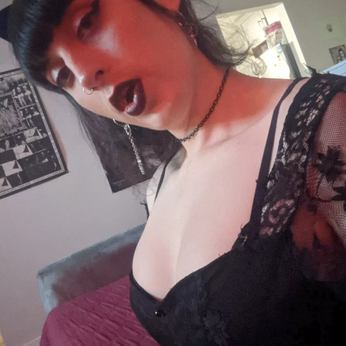 My trans girl titties have been growing so muchðŸ–¤â›“ï¸ðŸ’‹ðŸ‘„ posted by diybabe666