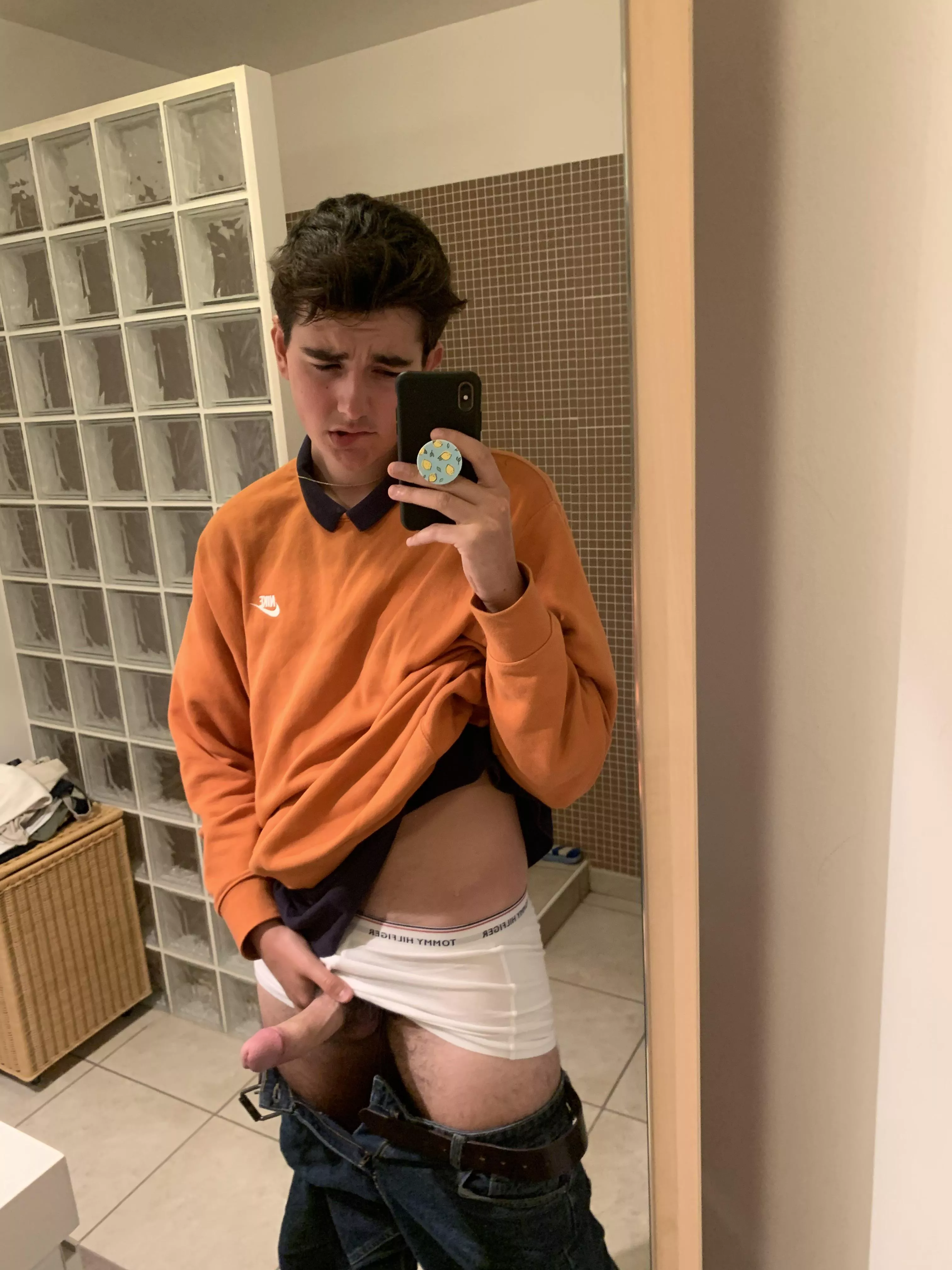 My twink dick ☺️ posted by ClementCl0ud