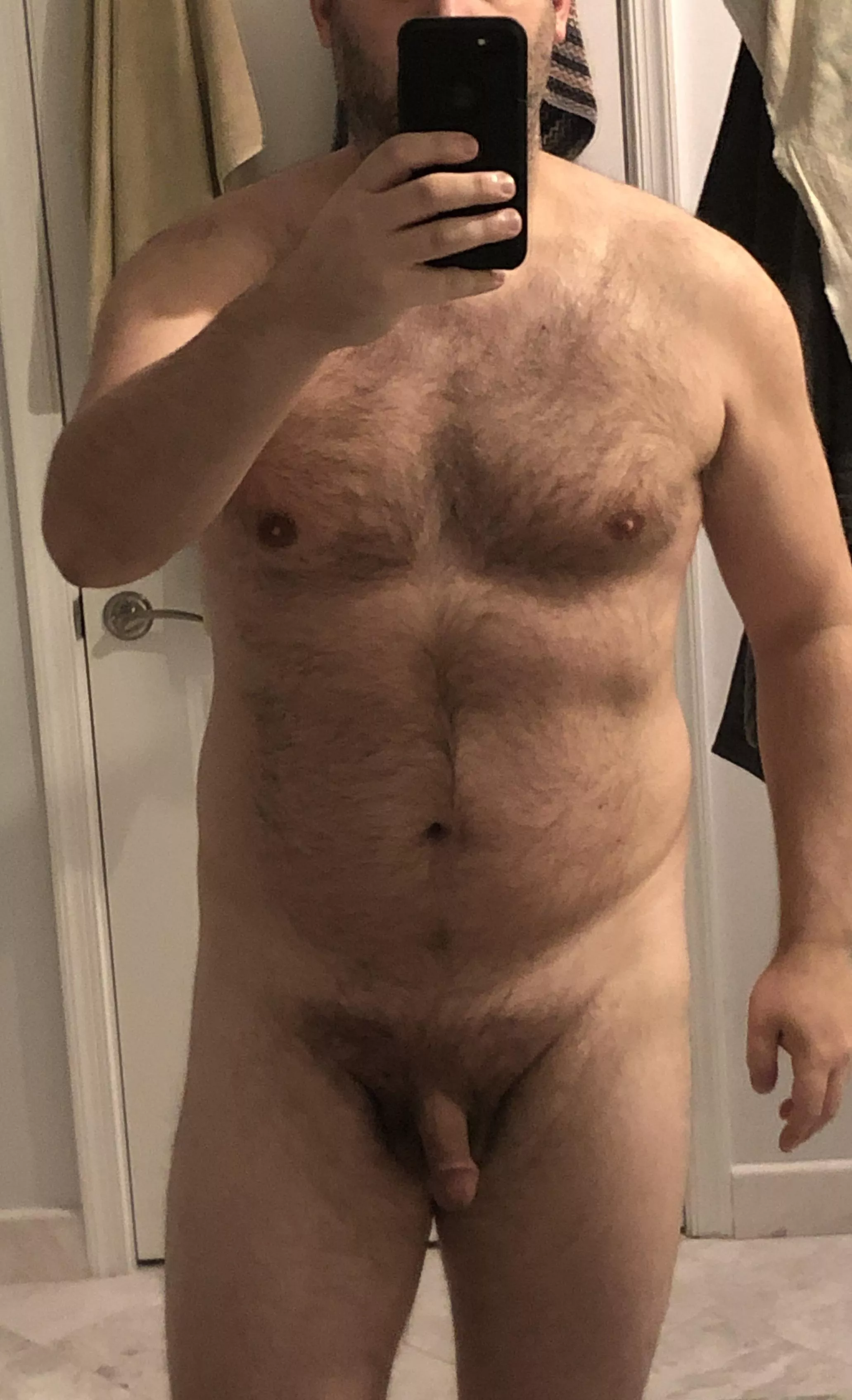 My very normal nude for this Wednesday. Hope everyone has a good day - you’re all beautiful people! M39, 219, 6ft. posted by HA71405