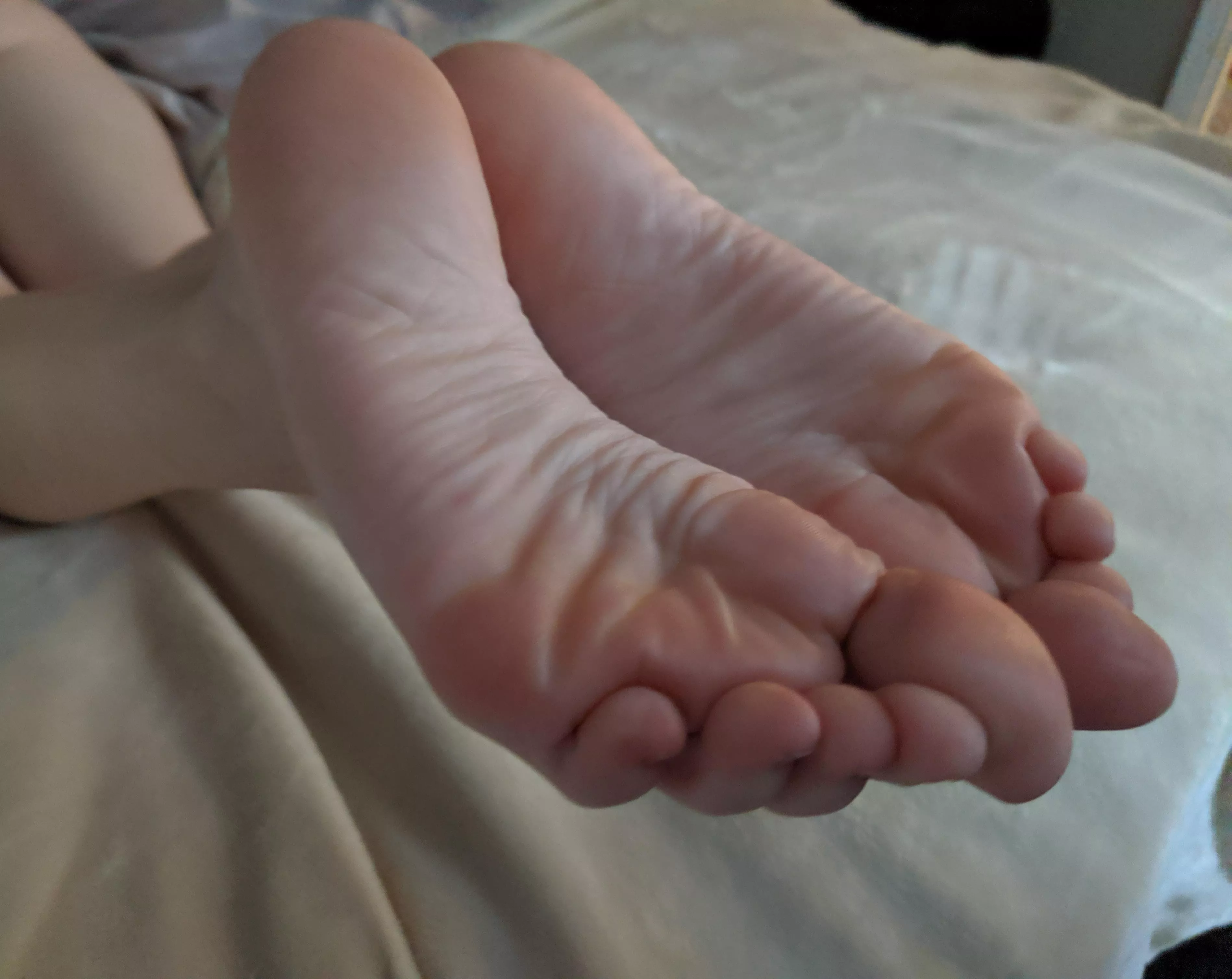 My wrinkled soles for your Saturday 😜 posted by Celestialsole_