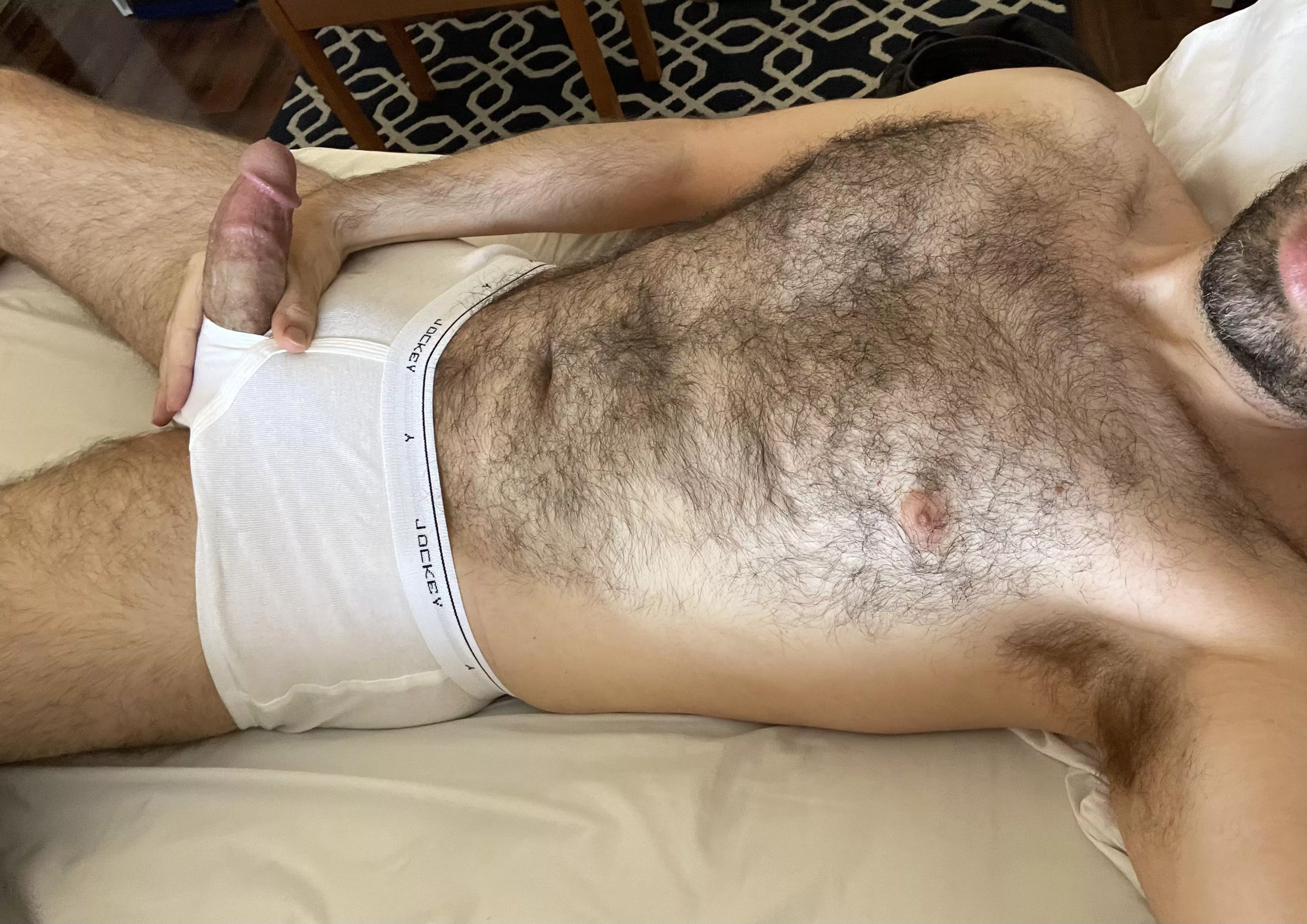 Natural light is best for body hair 😃 posted by Gayyyfun