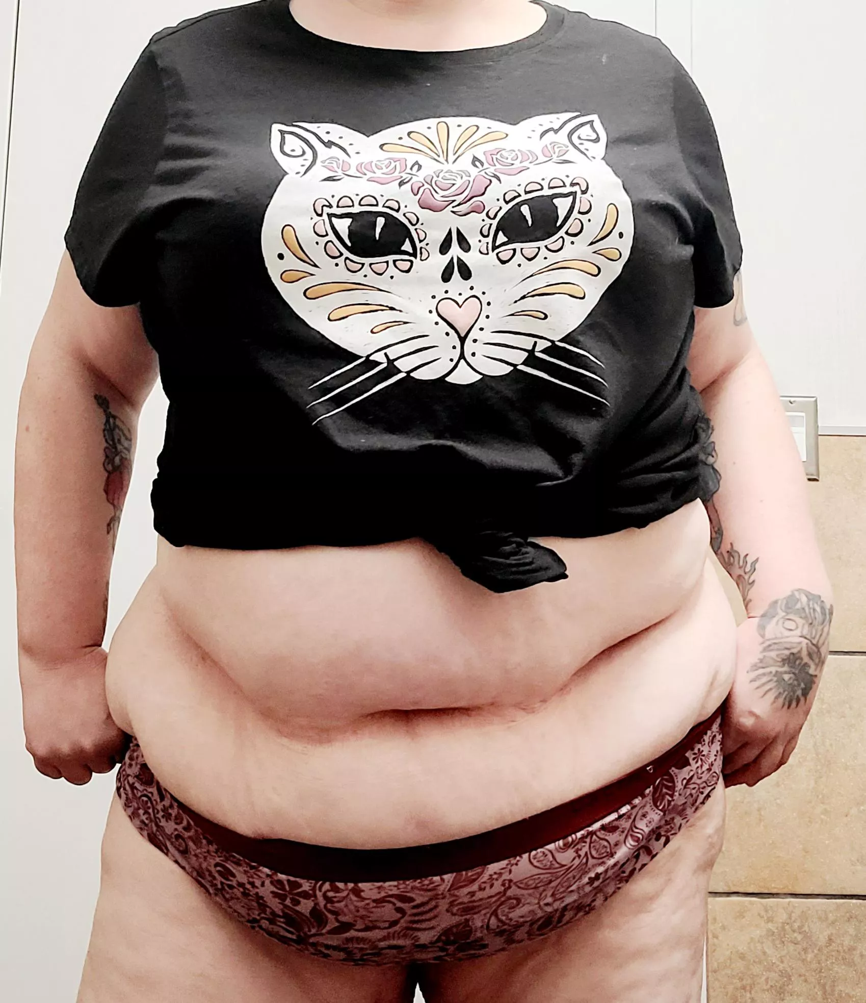 Naughty kitty. posted by pvdtattedbbw