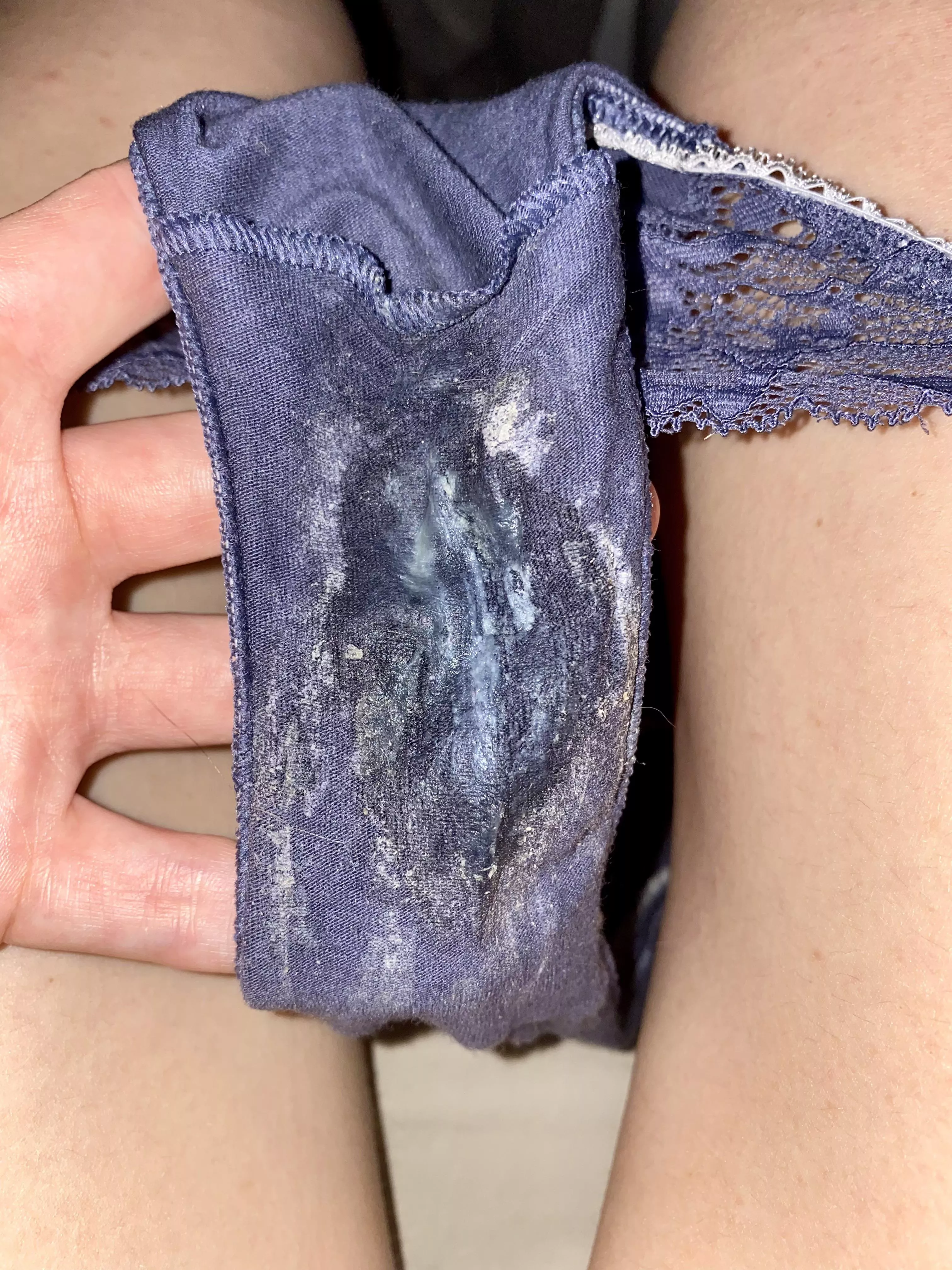 Nearing the end of another 3 day wear 🤩 they smell fantastic posted by LilBabyLola-